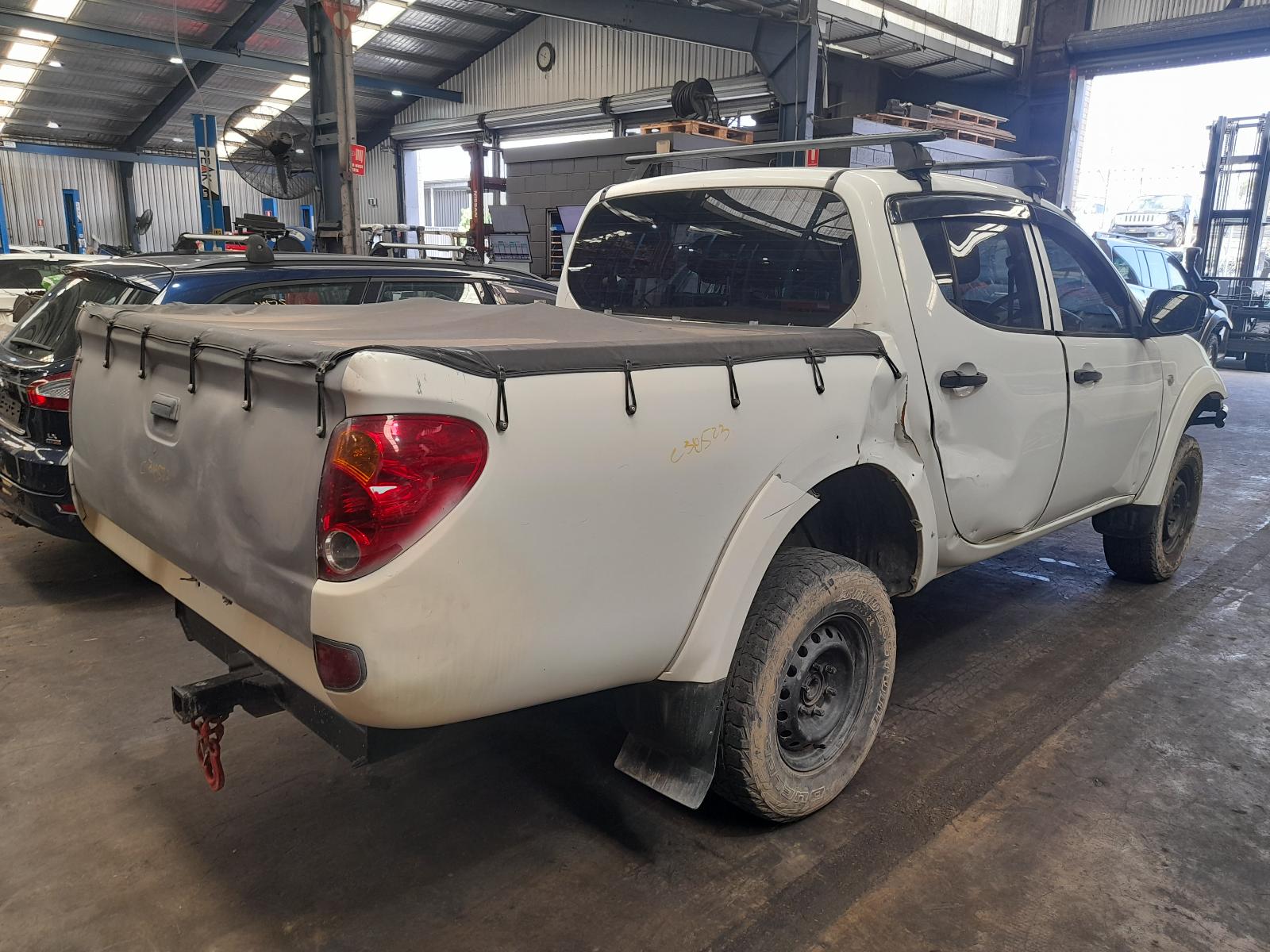 2013 Mitsubishi Triton Engine View Auto part Engine Mitsubishi Triton 2013