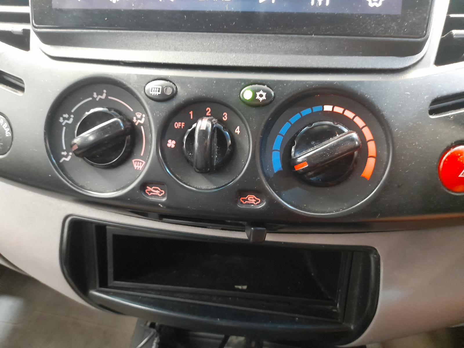 2013 Mitsubishi Triton Engine View Auto part Engine Mitsubishi Triton 2013