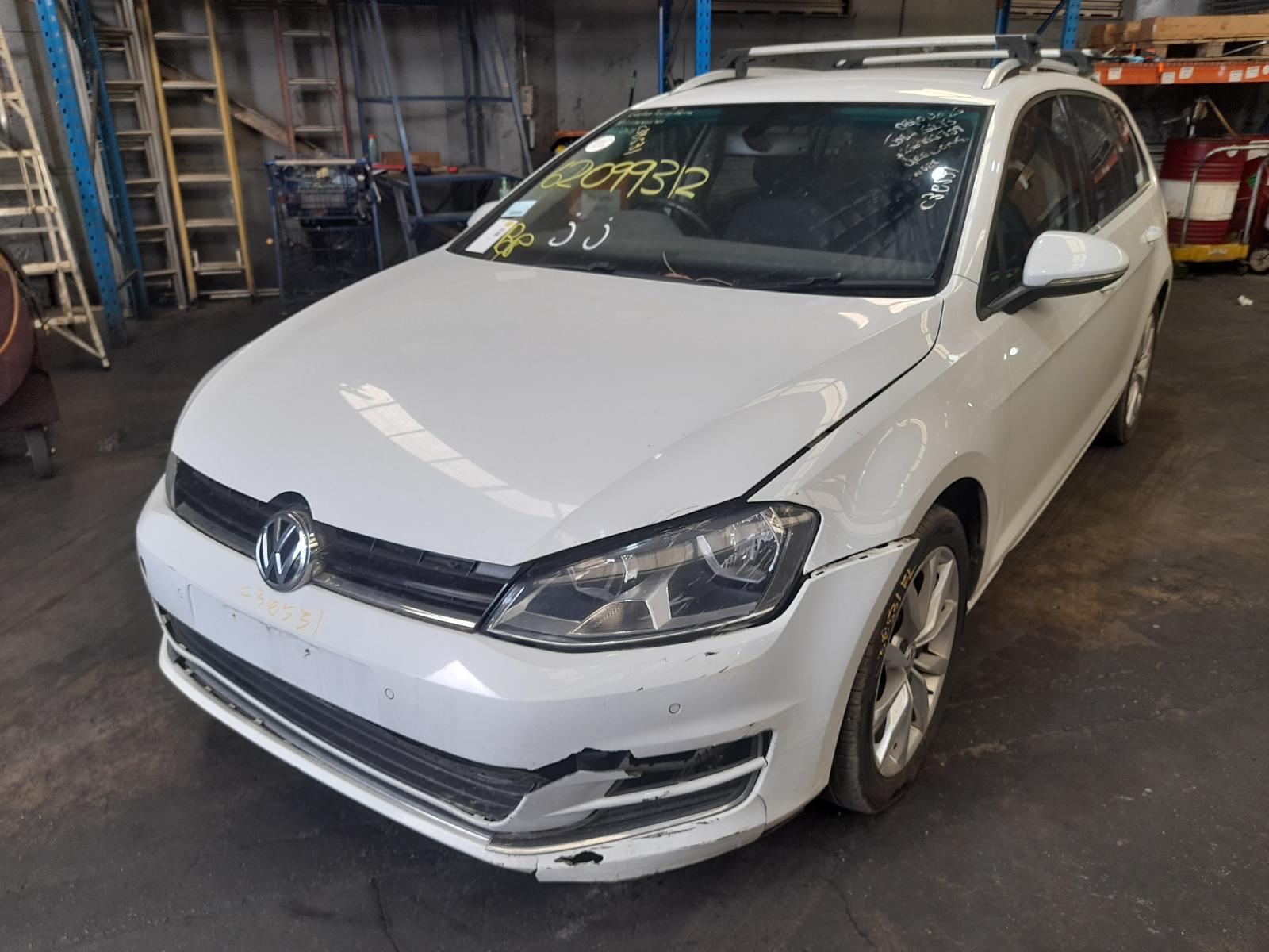 View Auto part Fuel Tank Volkswagen Golf 2015