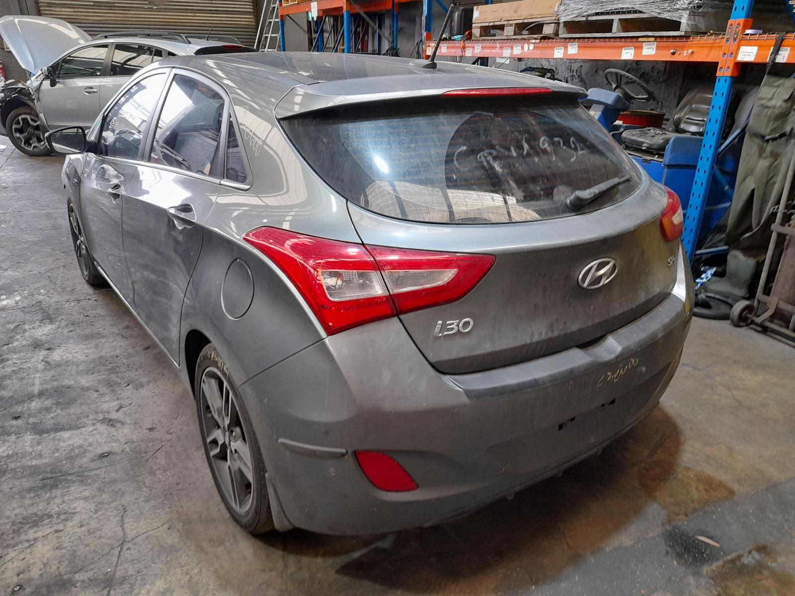 View Auto part Rear/Tailgate Glass Hyundai I30 2016