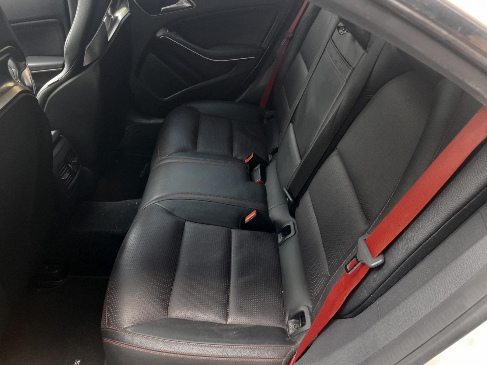 View Auto part Console Mercedes Cla Class 2015