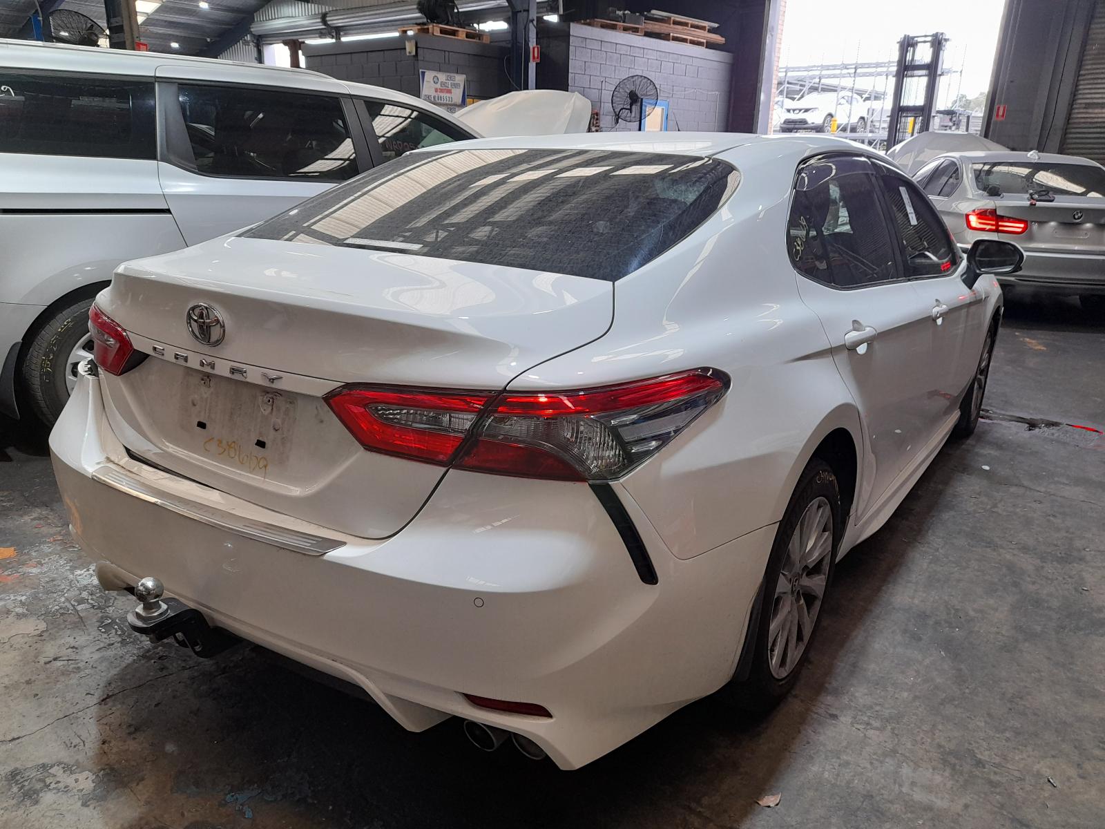 View Auto part Right Headlamp Toyota Camry 2018