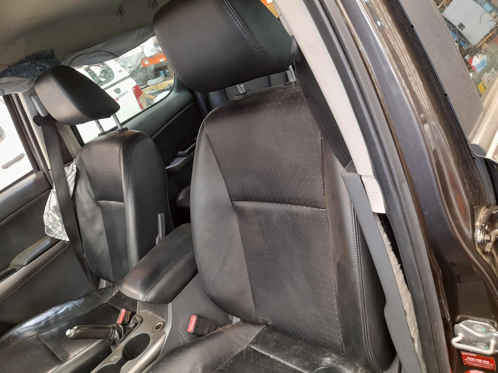 View Auto part Towbar Mazda Bt50 2018