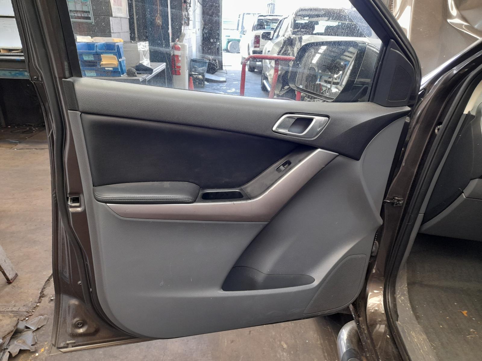 View Auto part Towbar Mazda Bt50 2018