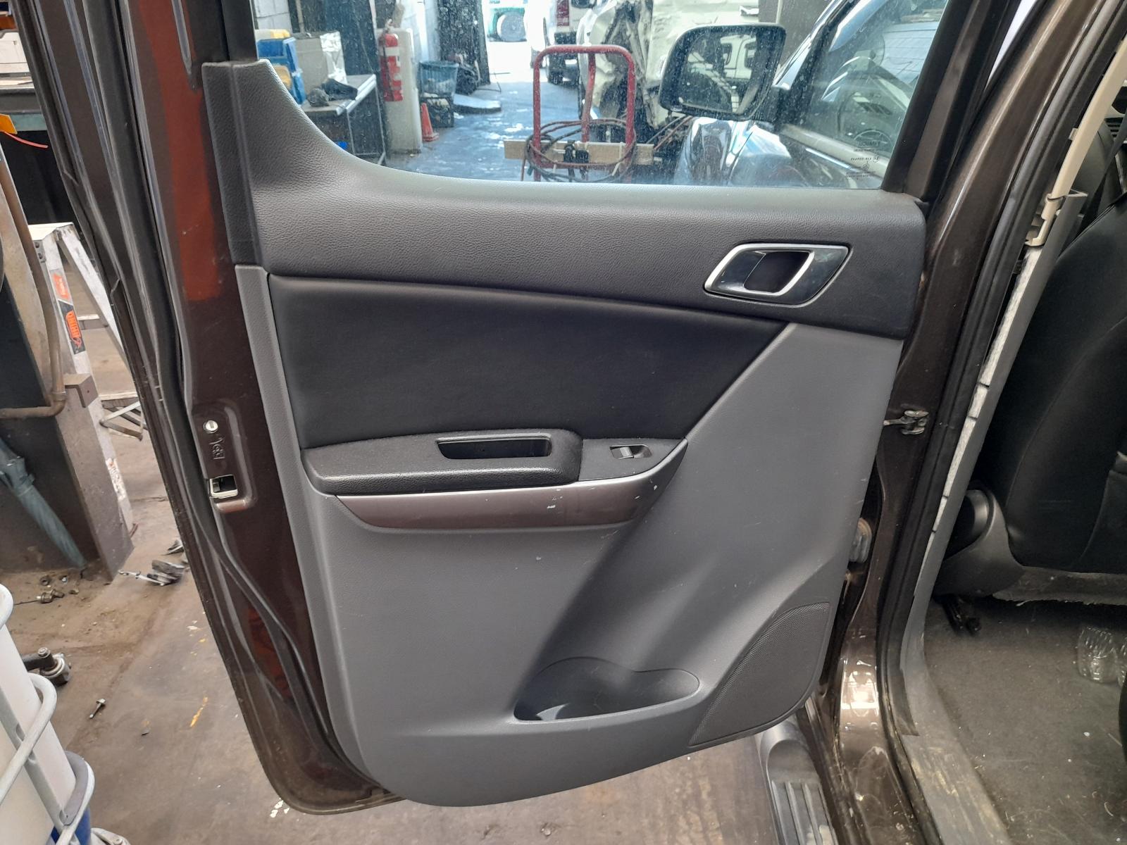 View Auto part Towbar Mazda Bt50 2018