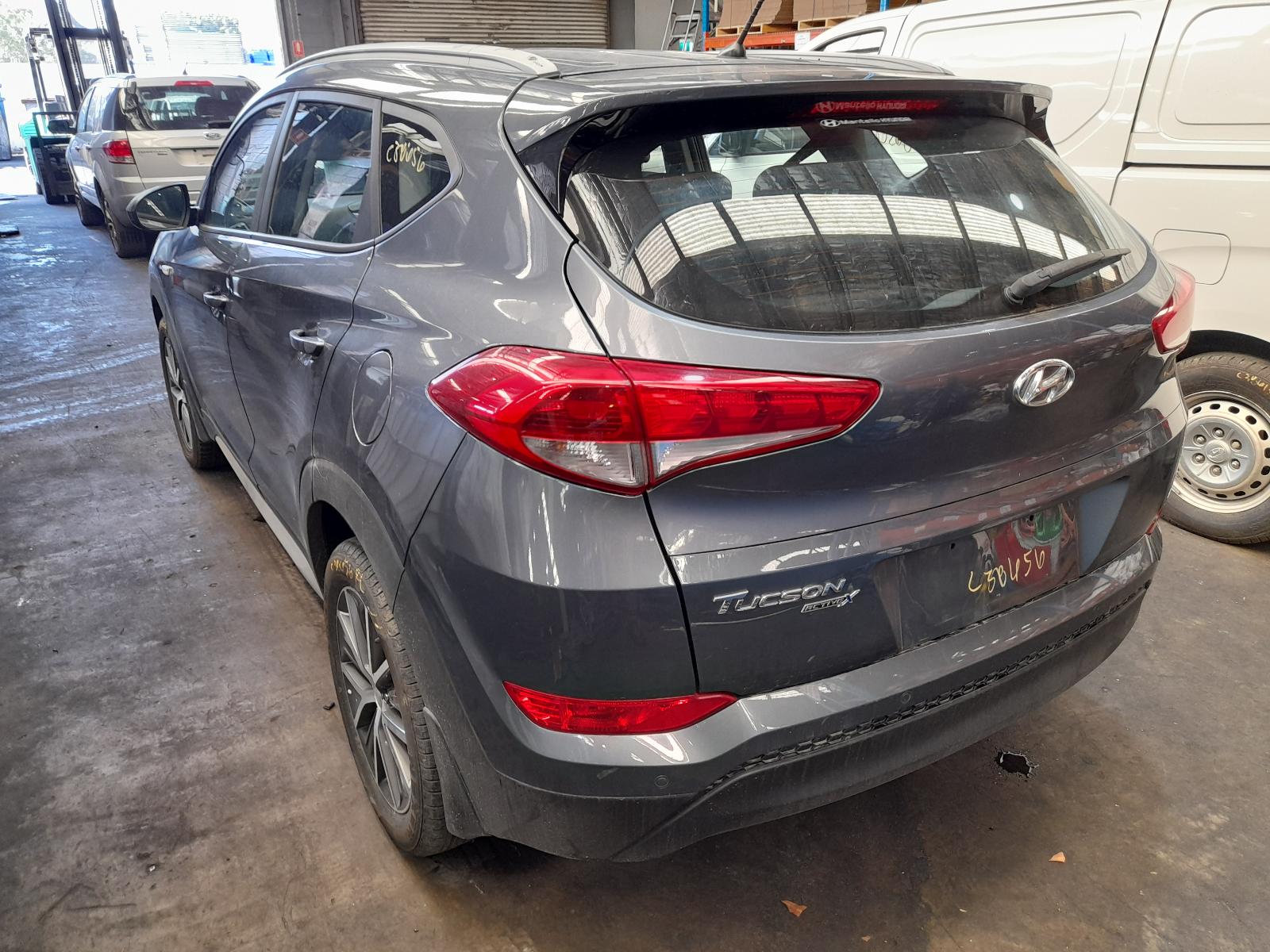 View Auto part Engine Hyundai Tucson 2017