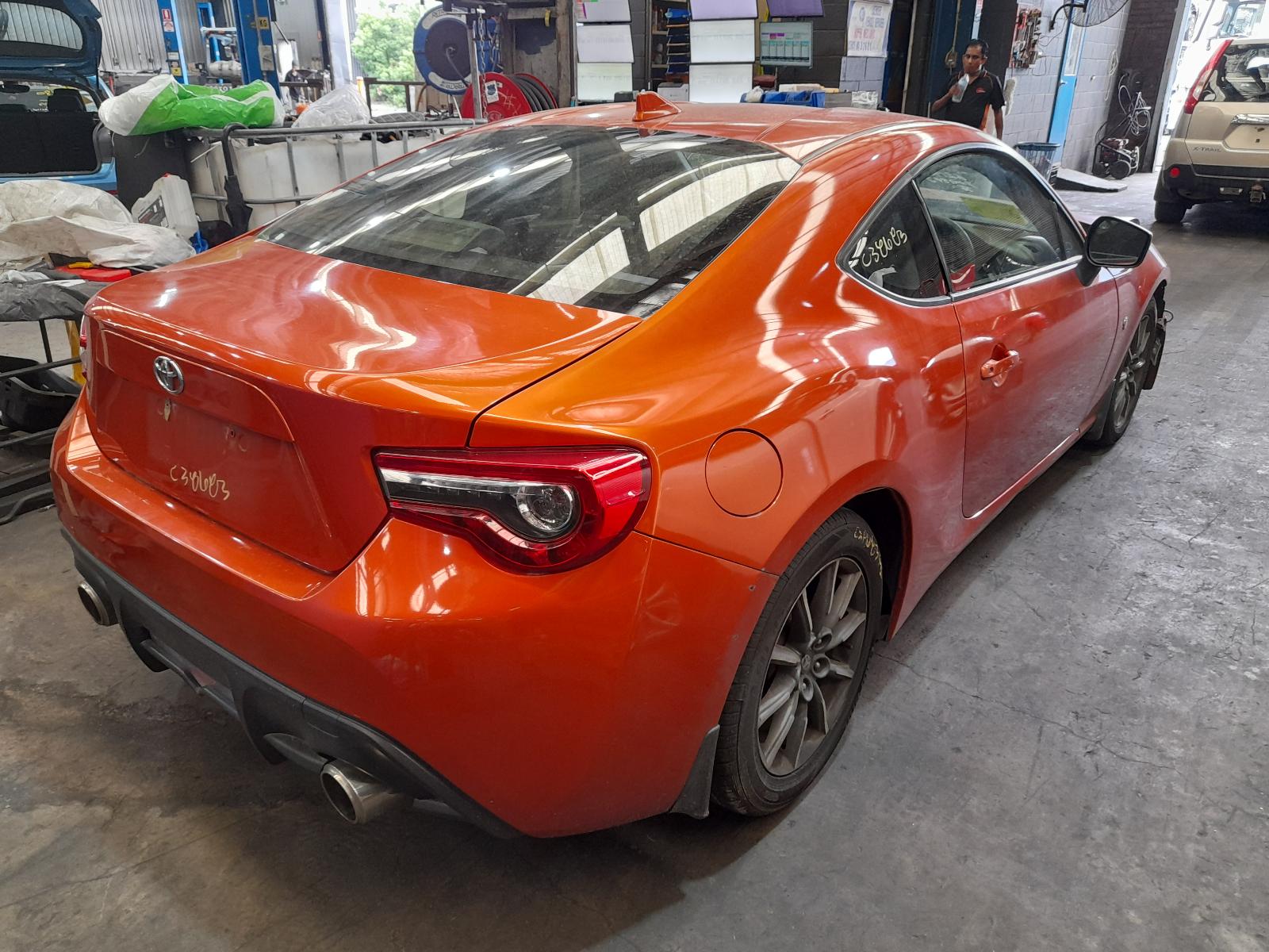 View Auto part Radiator Toyota 86 2017