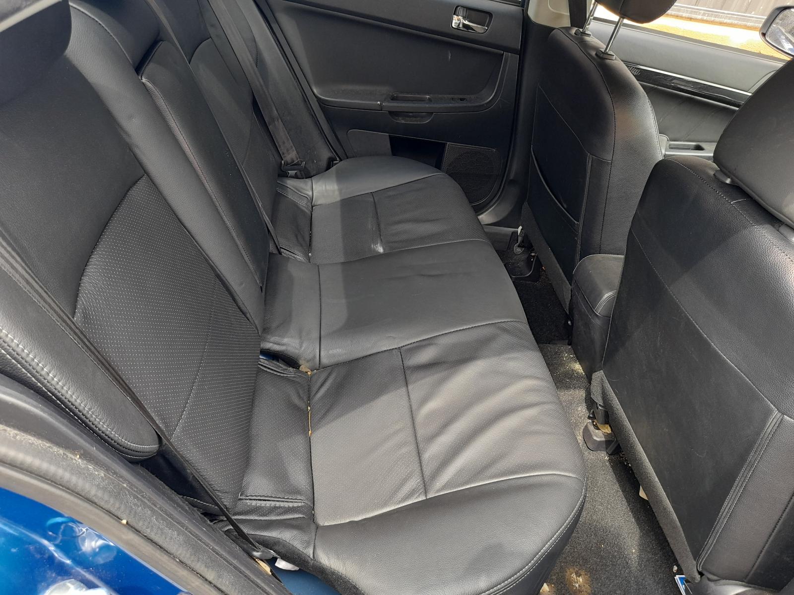 View Auto part Right Taillight Mitsubishi Lancer 2014