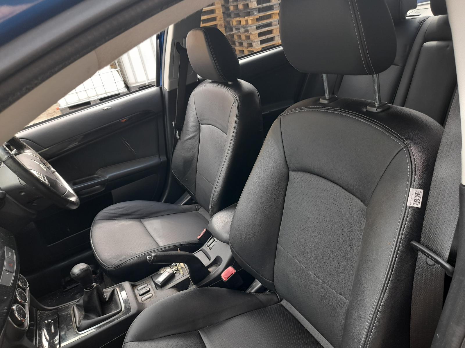 View Auto part Right Taillight Mitsubishi Lancer 2014