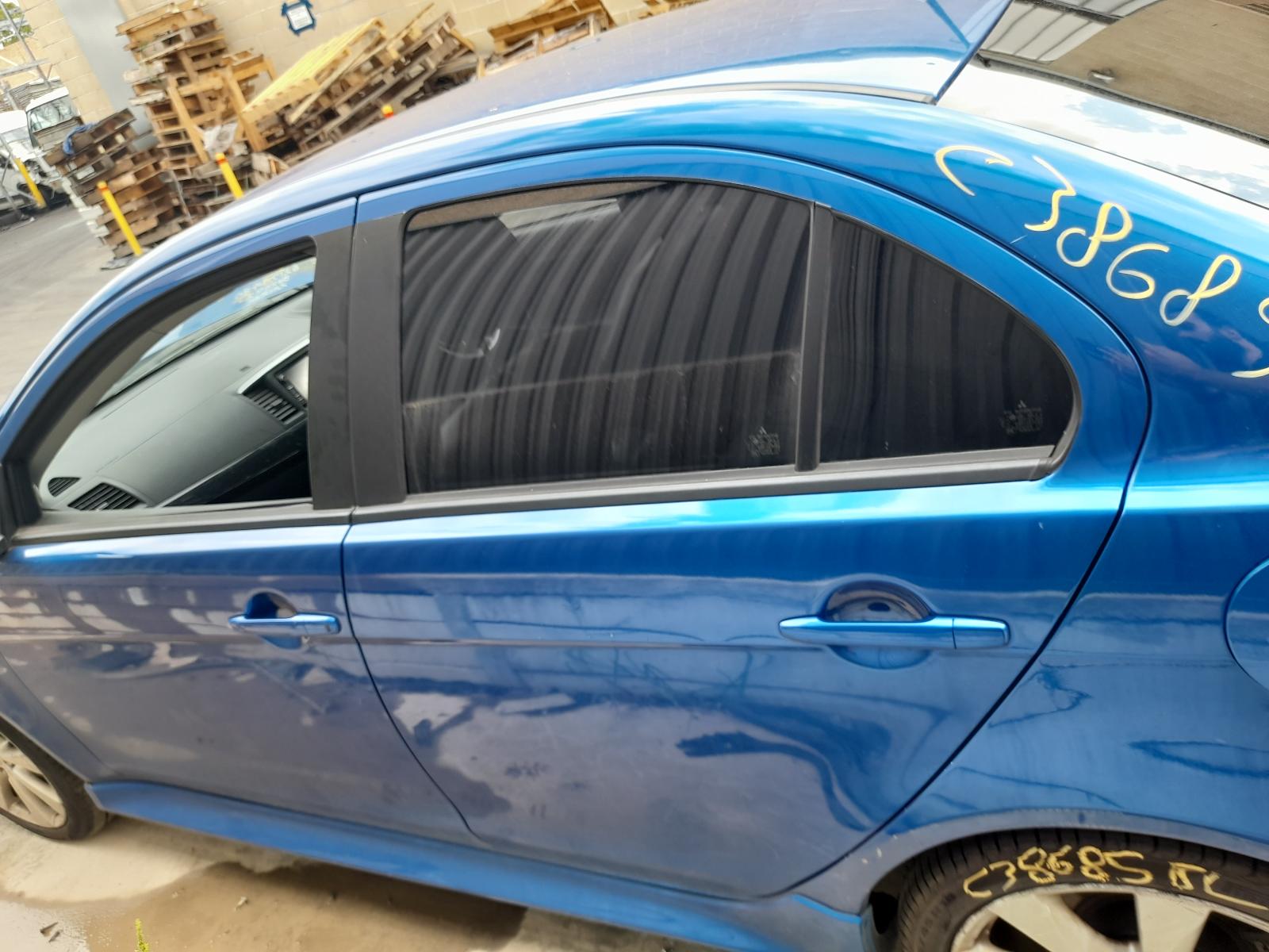 View Auto part Right Taillight Mitsubishi Lancer 2014