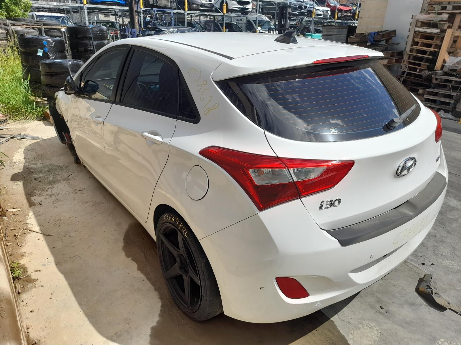 View Auto part Throttle Body Hyundai I30 2015