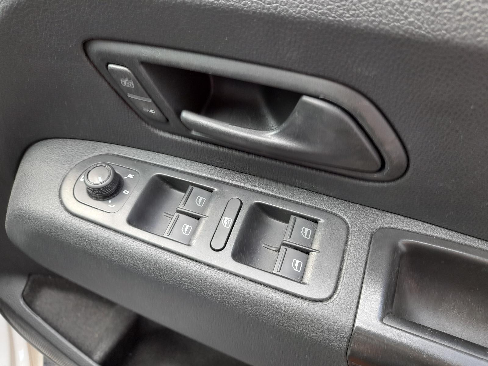 2021 Volkswagen Amarok Rear Diff Assembly View Auto part Rear Diff Assembly Volkswagen Amarok 2021