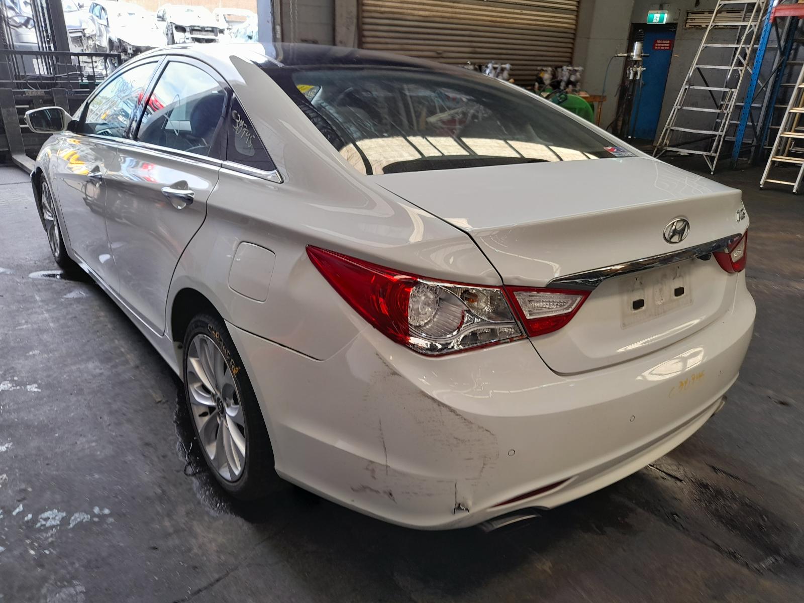 View Auto part Throttle Body Hyundai I45 2011