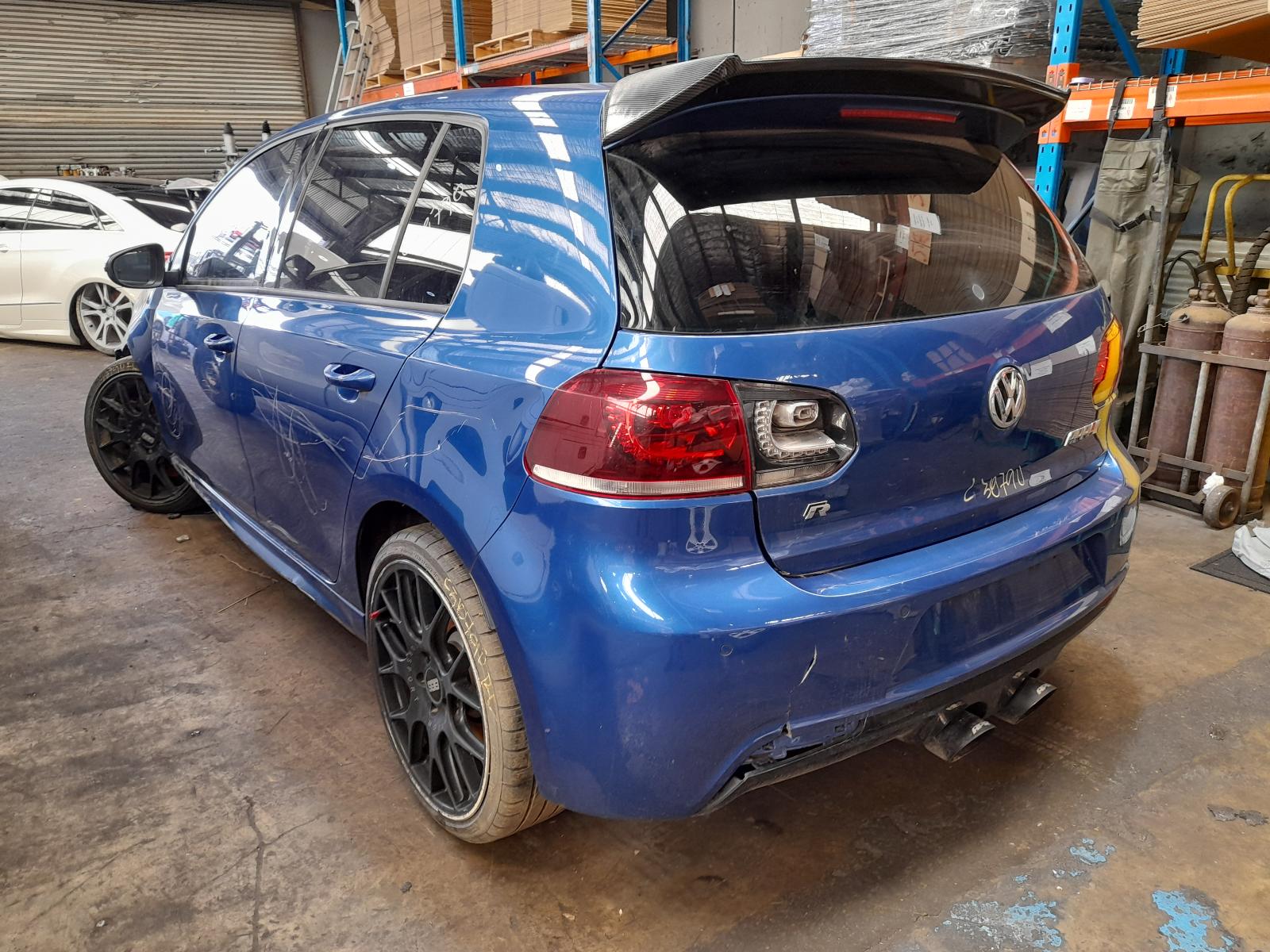 View Auto part Throttle Body Volkswagen Golf 2012