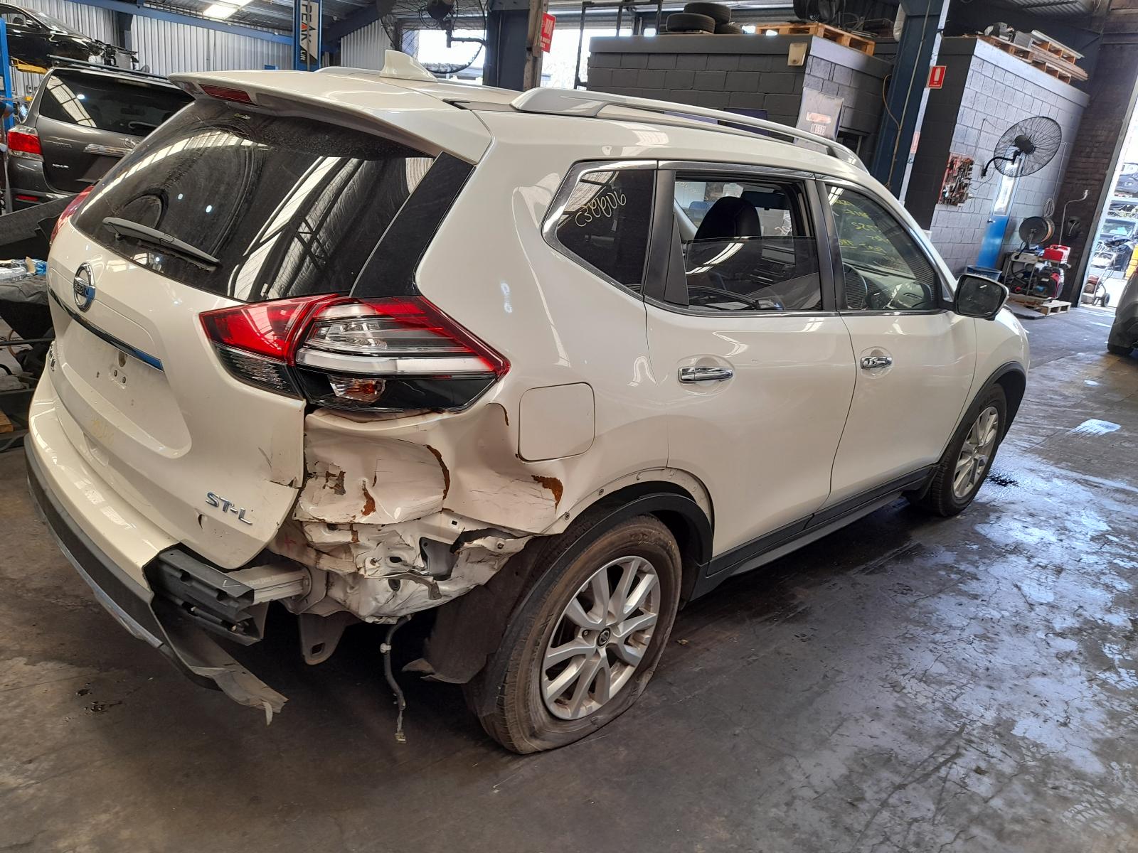 View Auto part Sunvisor Nissan Xtrail 2018