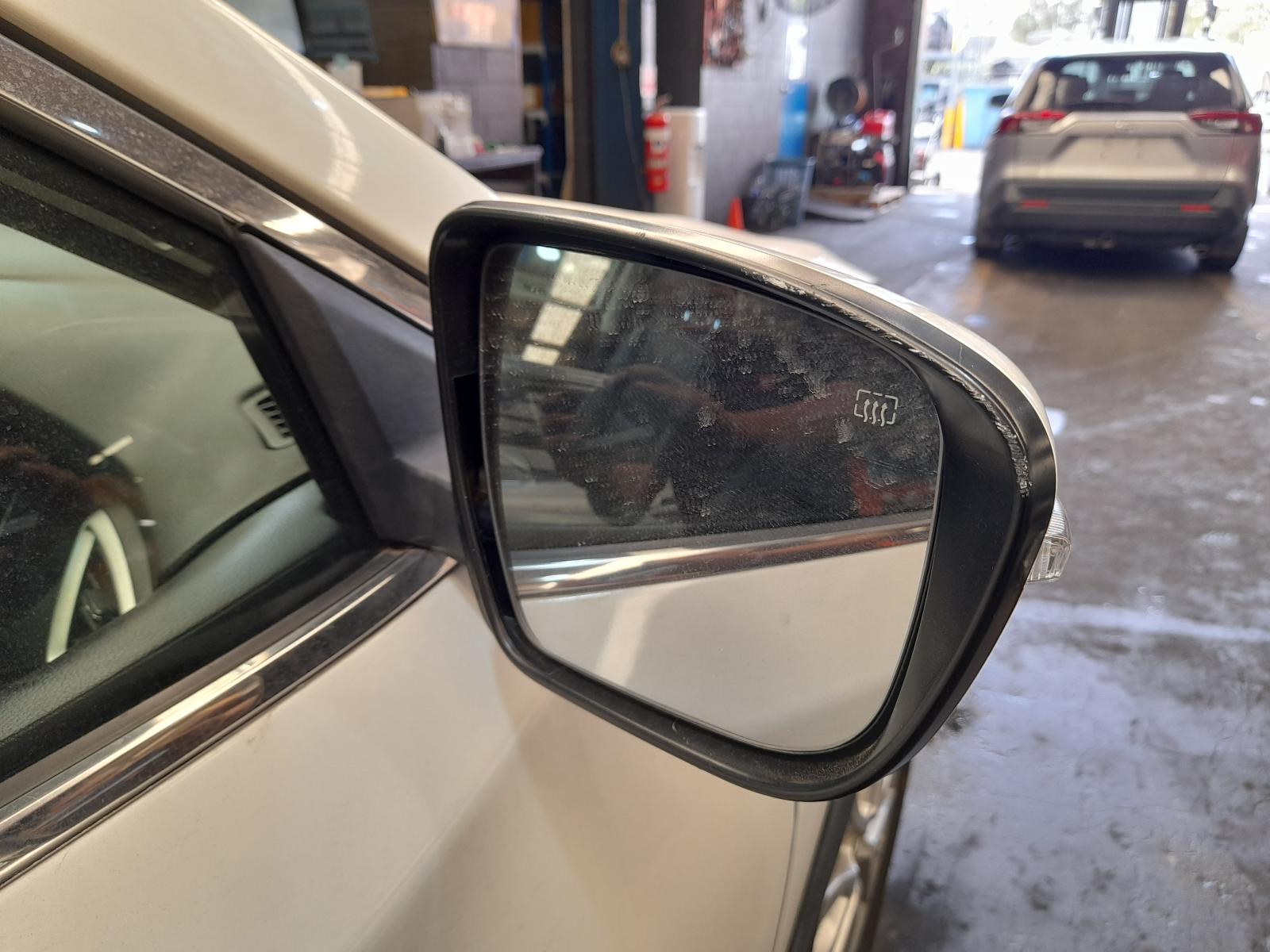 View Auto part Sunvisor Nissan Xtrail 2018