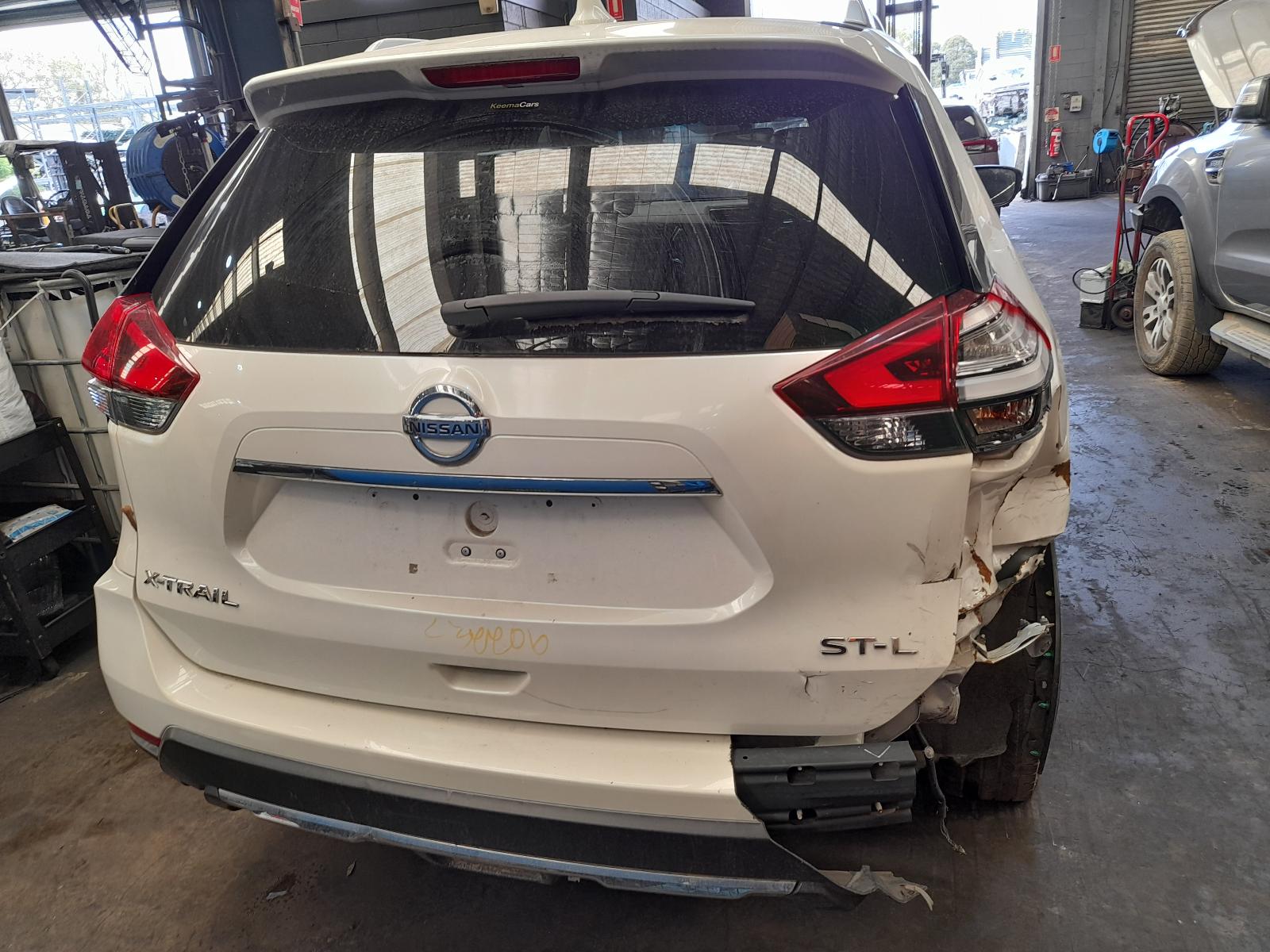 View Auto part Sunvisor Nissan Xtrail 2018