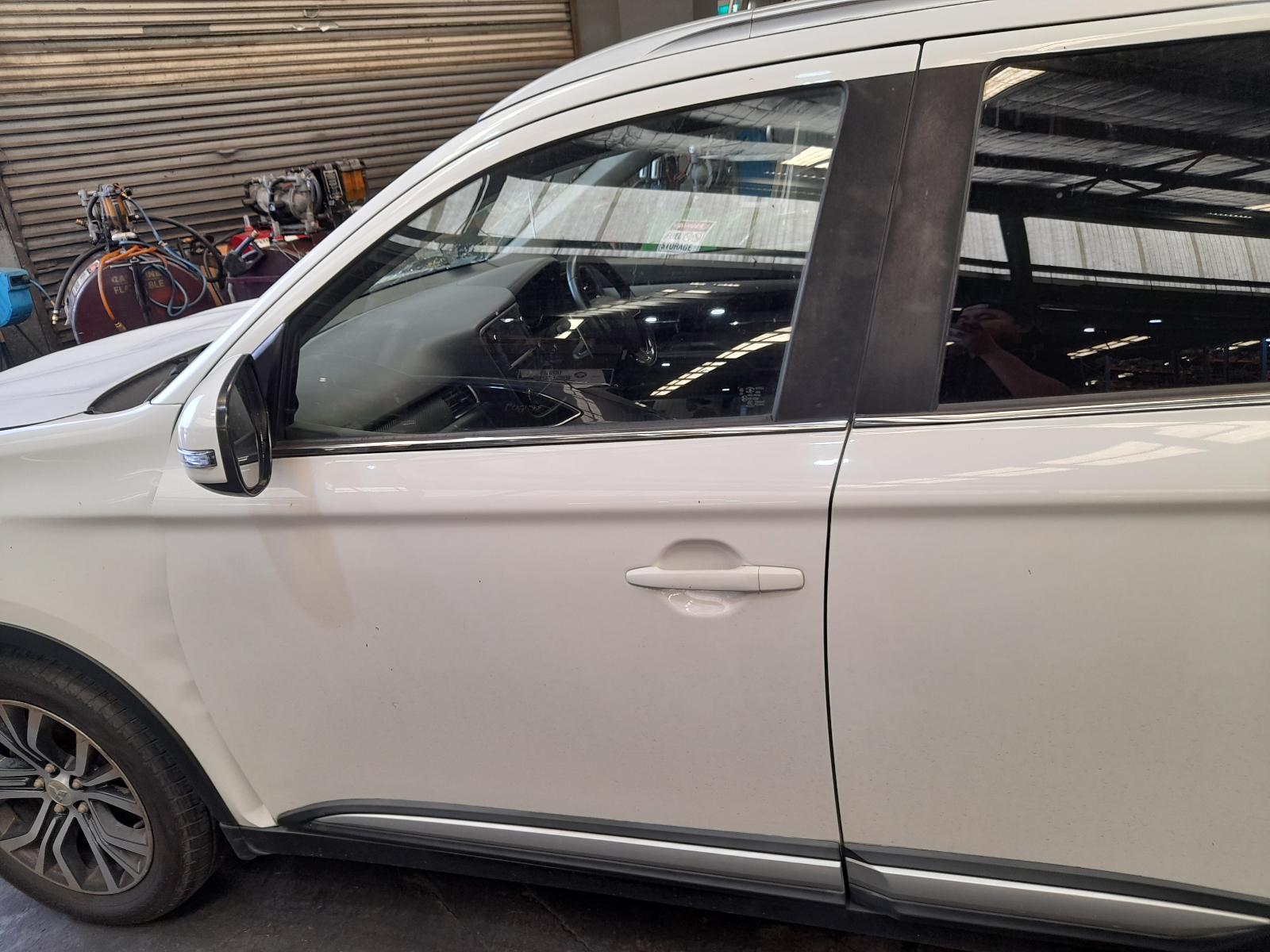 View Auto part Starter Mitsubishi Outlander 2016