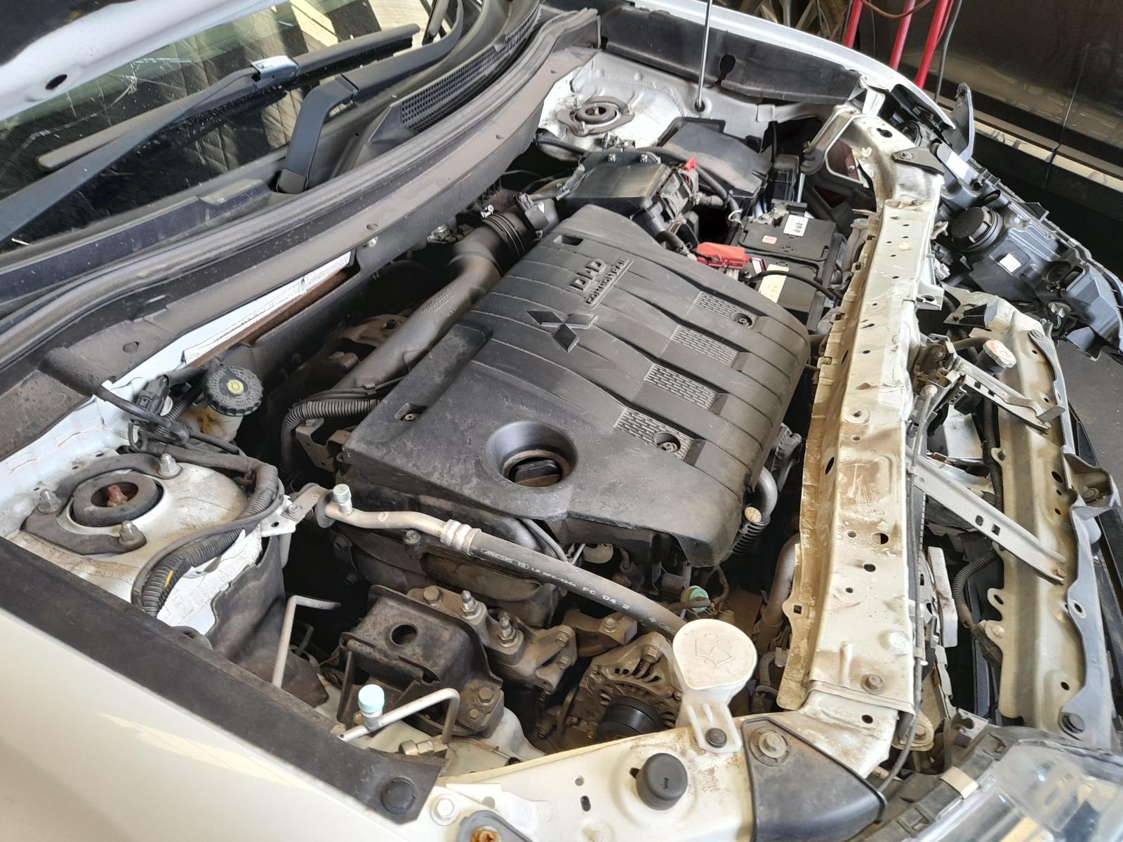 View Auto part Starter Mitsubishi Outlander 2016