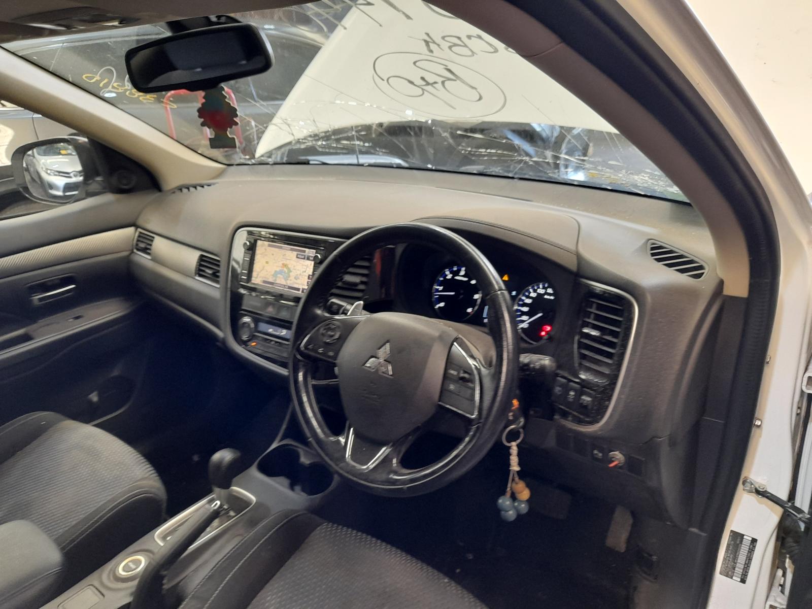 View Auto part Starter Mitsubishi Outlander 2016
