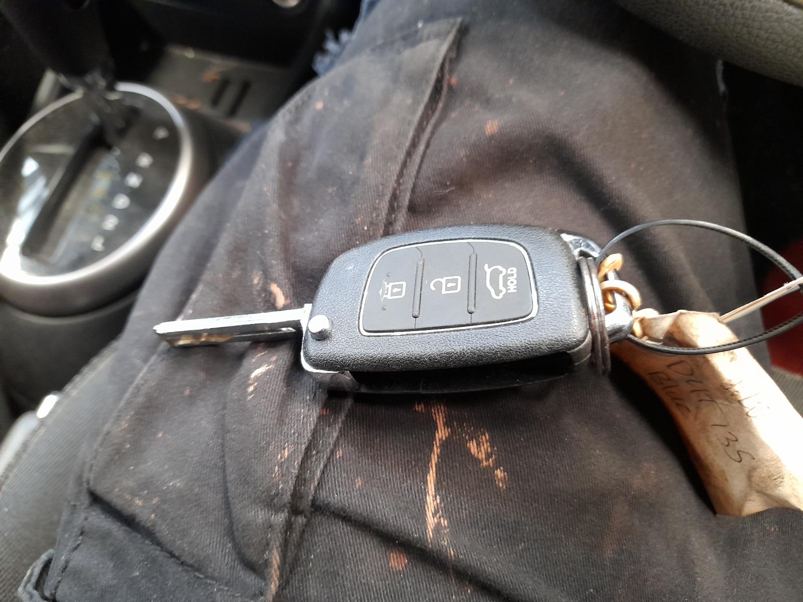 View Auto part R/Bar Bracket/Reinfo Hyundai I20 2012