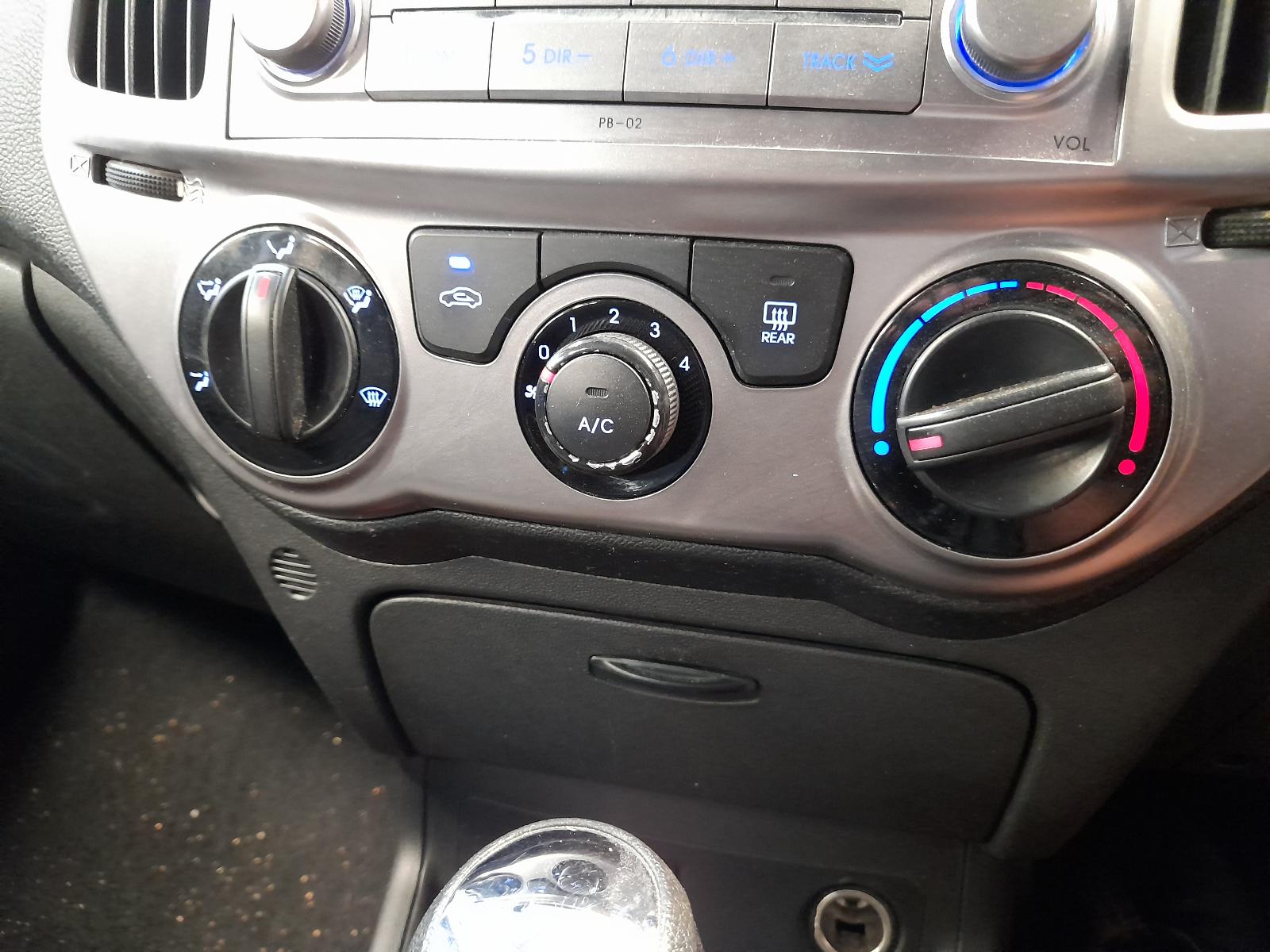 View Auto part R/Bar Bracket/Reinfo Hyundai I20 2012