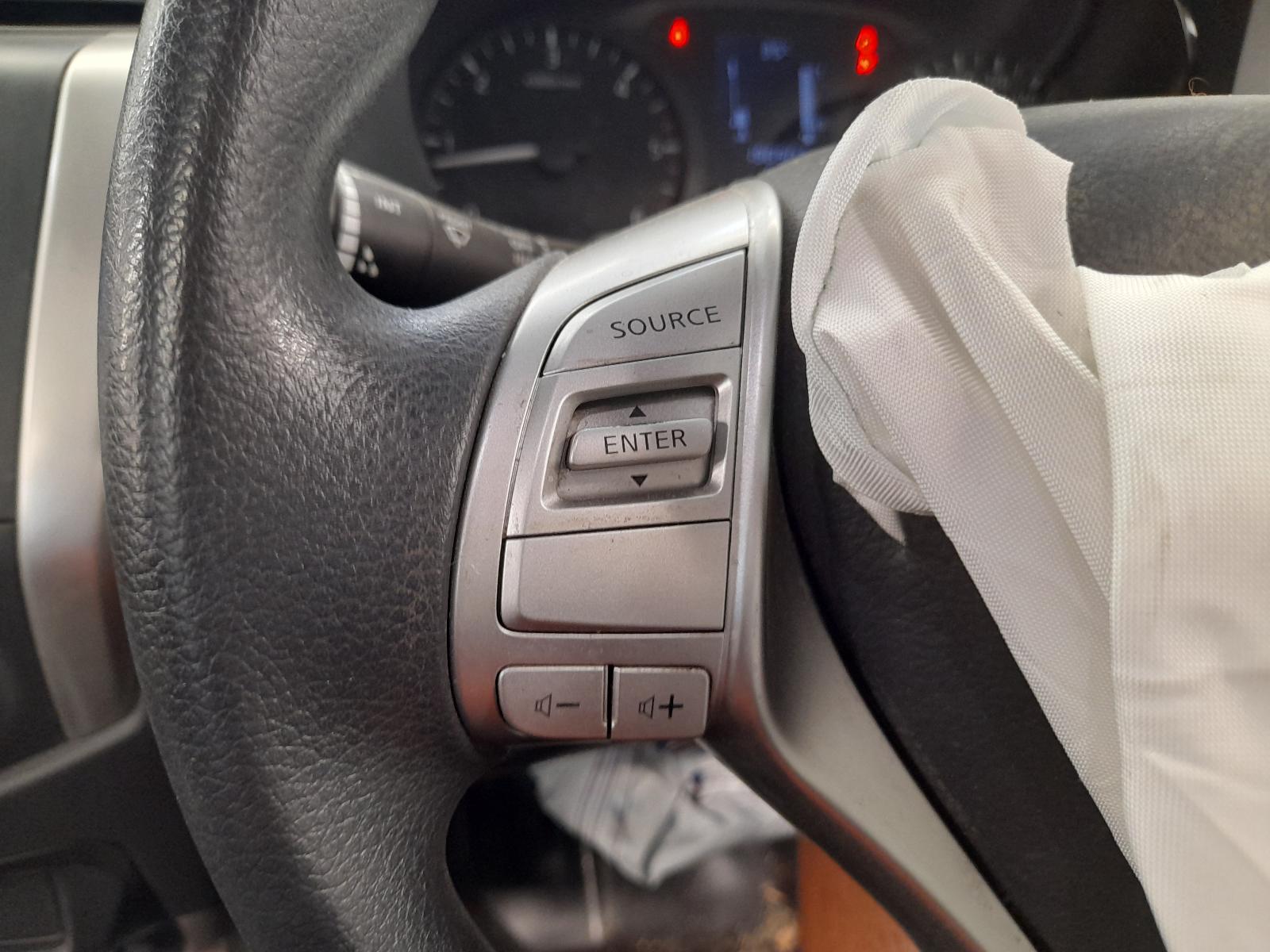 View Auto part Door/Boot/Gate Lock Nissan Navara 2020