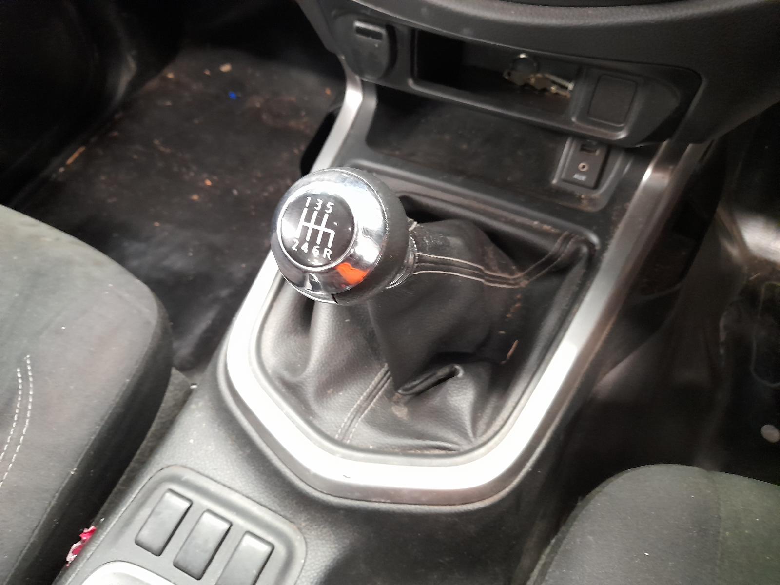 View Auto part Door/Boot/Gate Lock Nissan Navara 2020