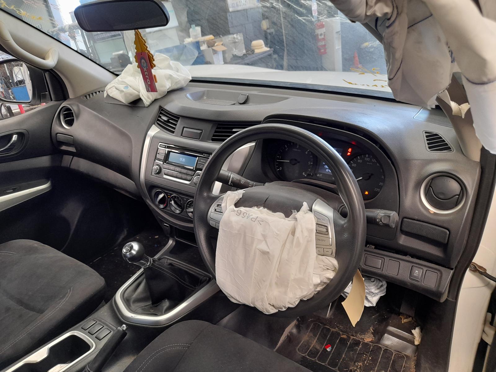 View Auto part Door/Boot/Gate Lock Nissan Navara 2020