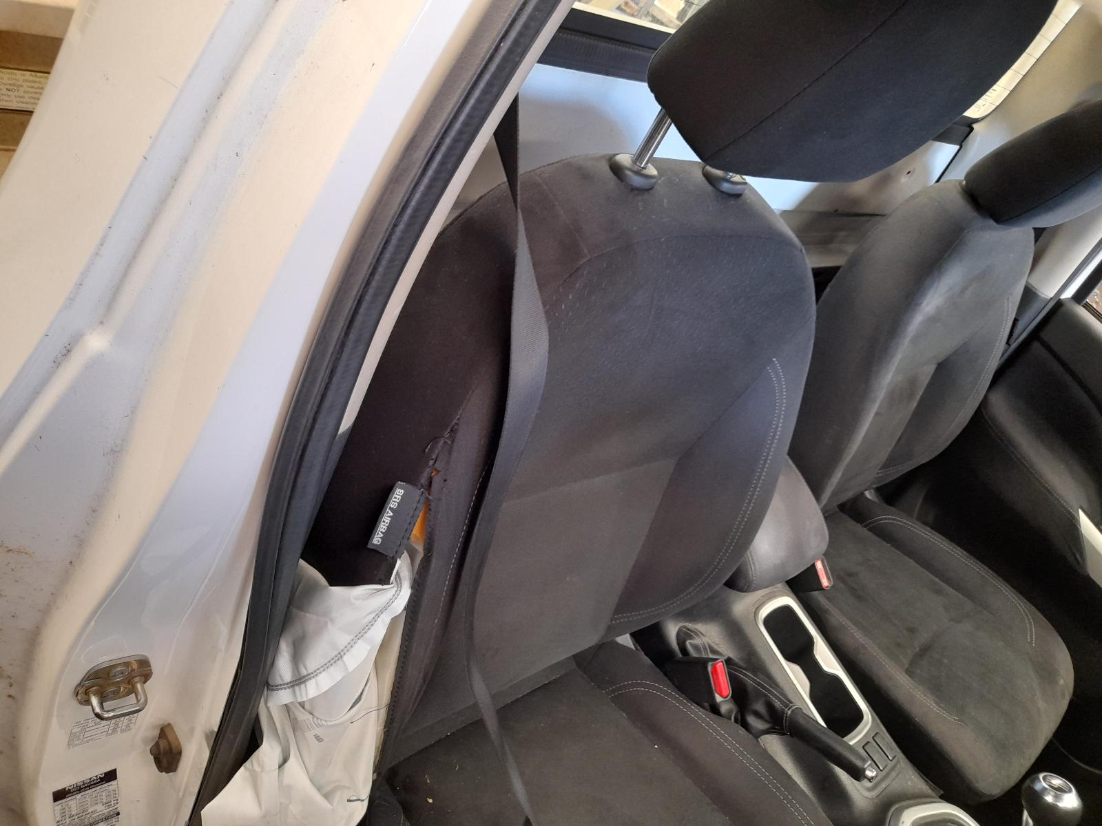 View Auto part Door/Boot/Gate Lock Nissan Navara 2020