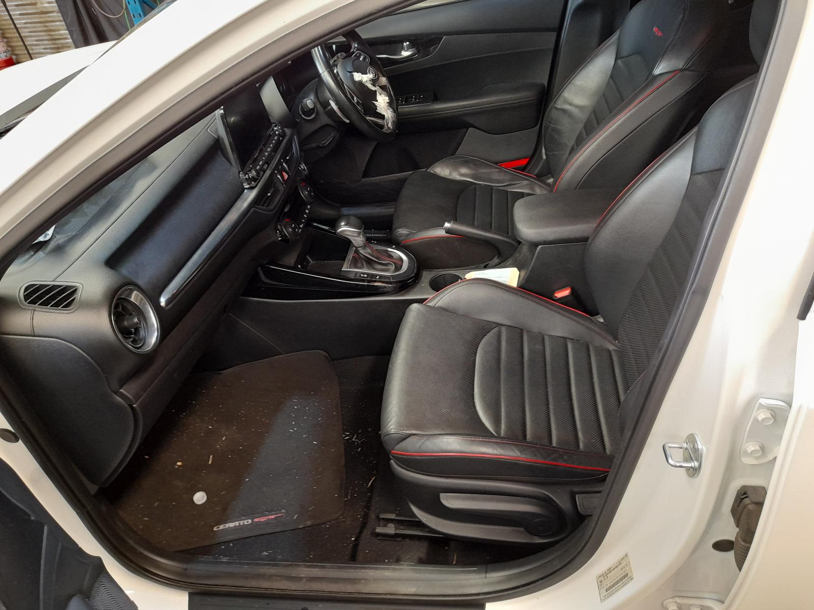 2019 Kia Cerato Rear Garnish View Auto part Rear Garnish Kia Cerato 2019