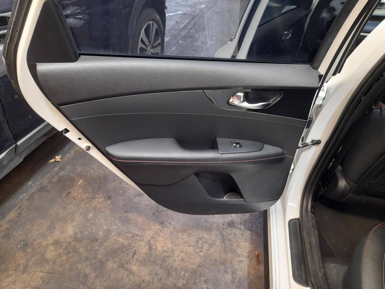 2019 Kia Cerato Rear Garnish View Auto part Rear Garnish Kia Cerato 2019