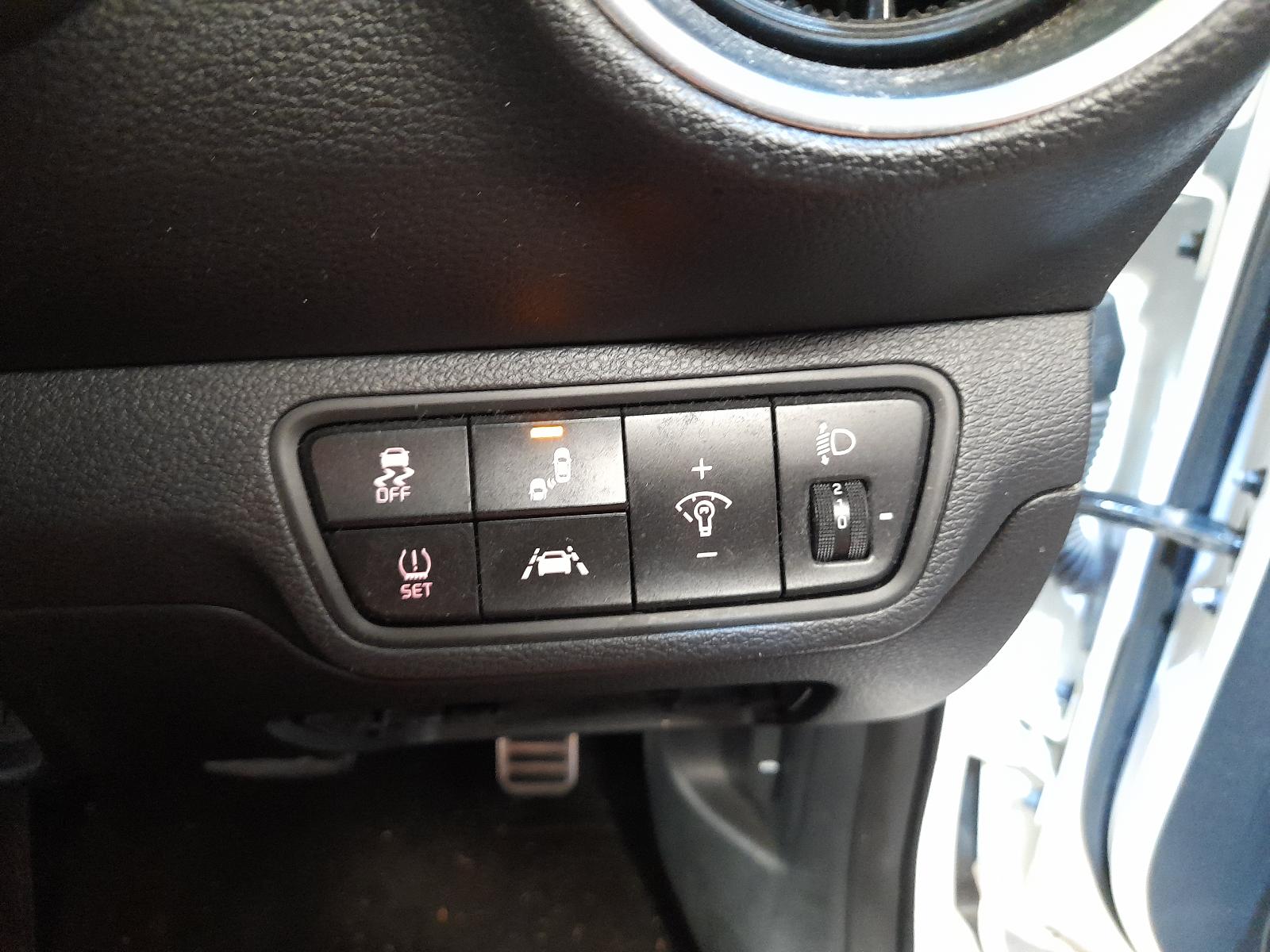 2019 Kia Cerato Rear Garnish View Auto part Rear Garnish Kia Cerato 2019