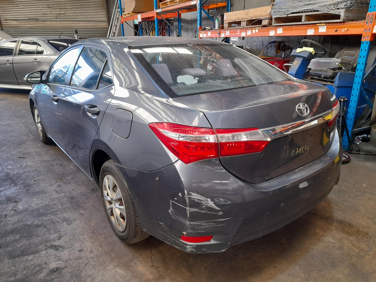 View Auto part Seatbelt/Stalk Toyota Corolla 2013