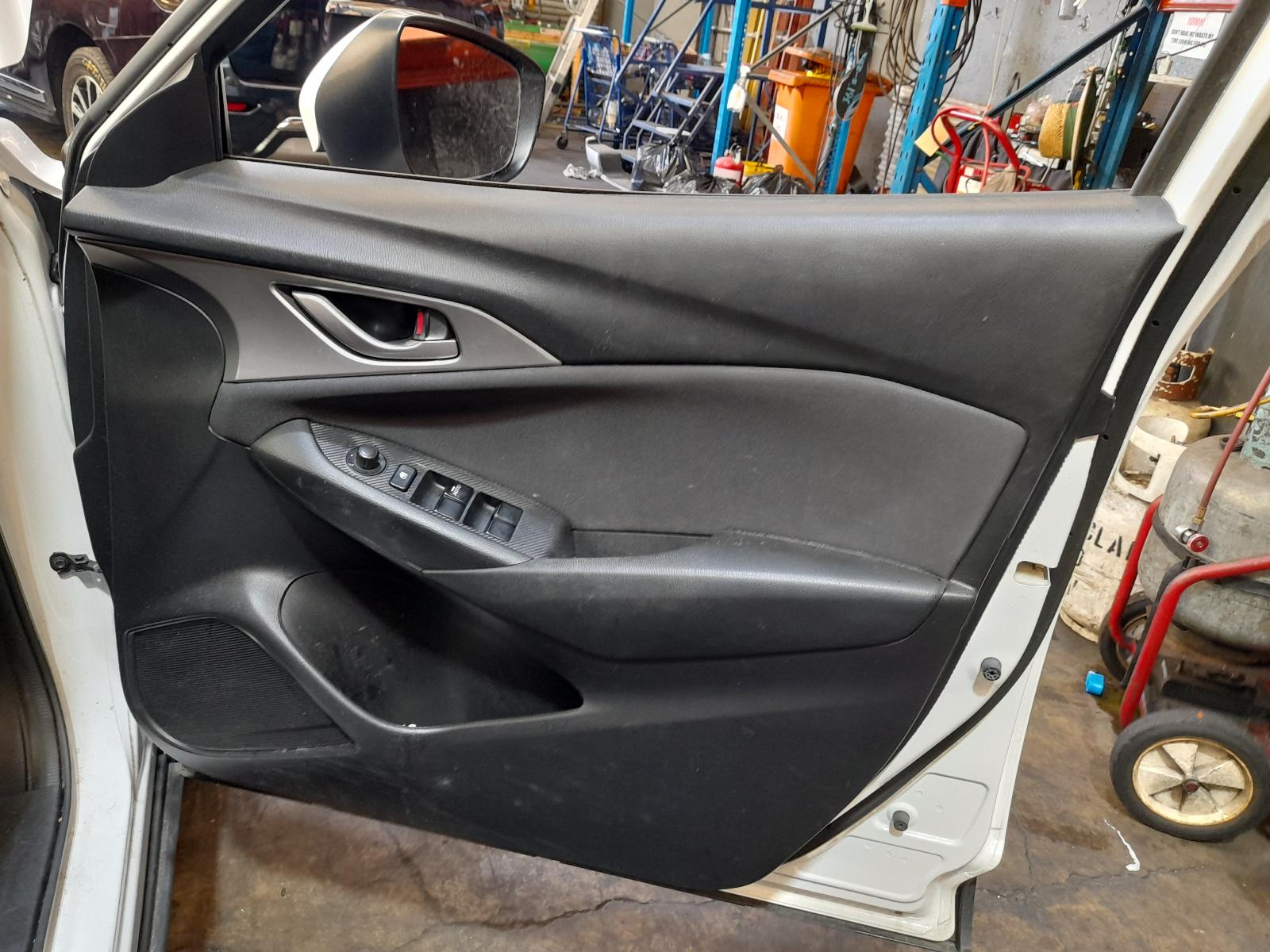 2016 Mazda Cx3 Left Taillight View Auto part Left Taillight Mazda Cx3 2016