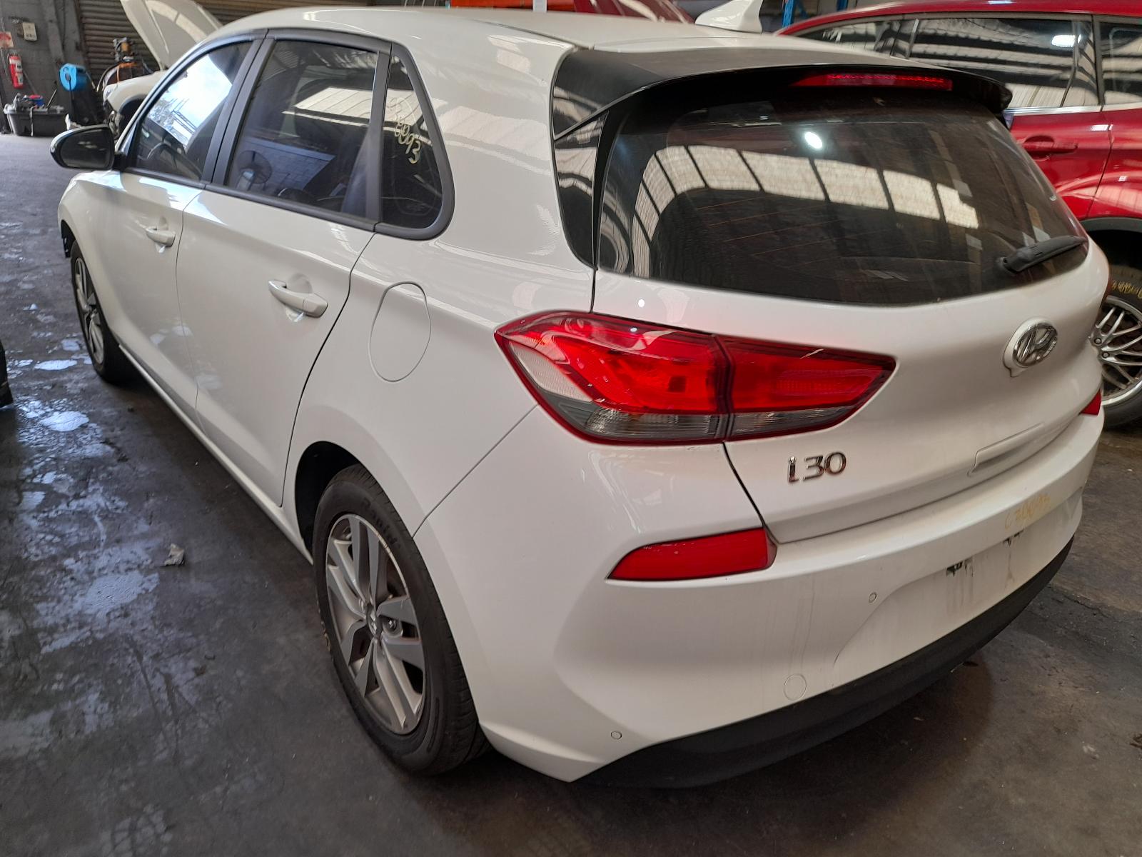 View Auto part Right Driveshaft Hyundai I30 2018