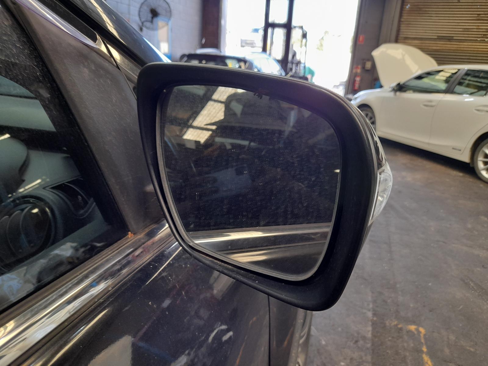 View Auto part Washer Bottle Mazda Cx7 2011