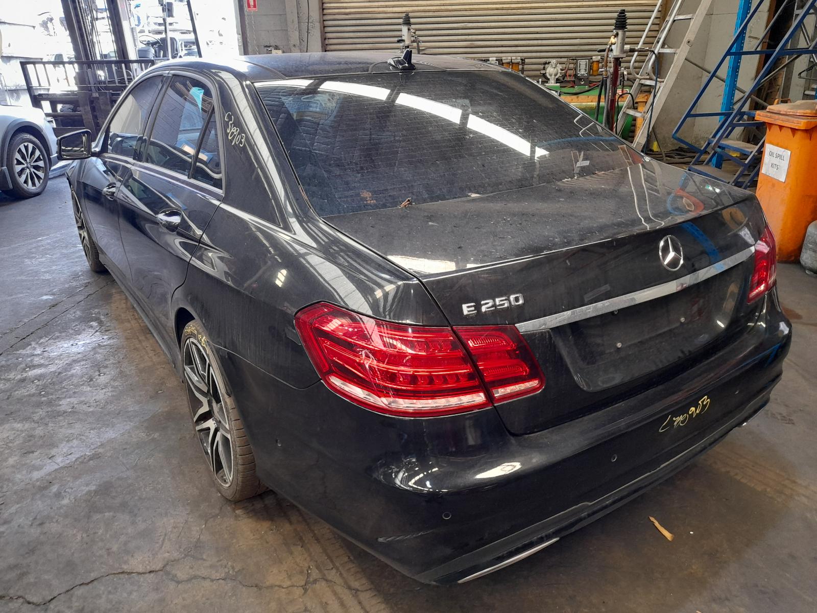 View Auto part Roof Glass/Sunroof/T Mercedes E Class 2015