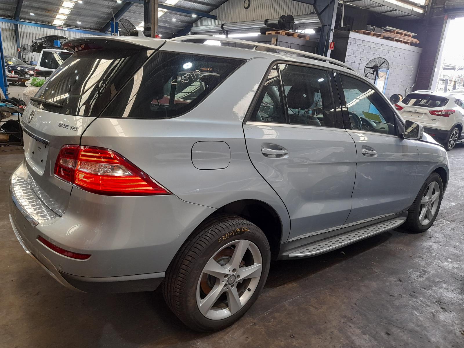 2015 Mercedes M Class Left Front Strut View Auto part Left Front Strut Mercedes M Class 2015