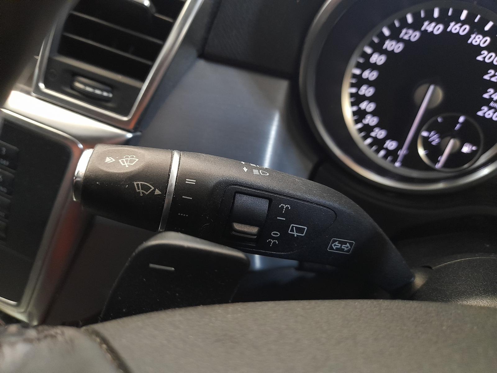 2015 Mercedes M Class Left Front Strut View Auto part Left Front Strut Mercedes M Class 2015