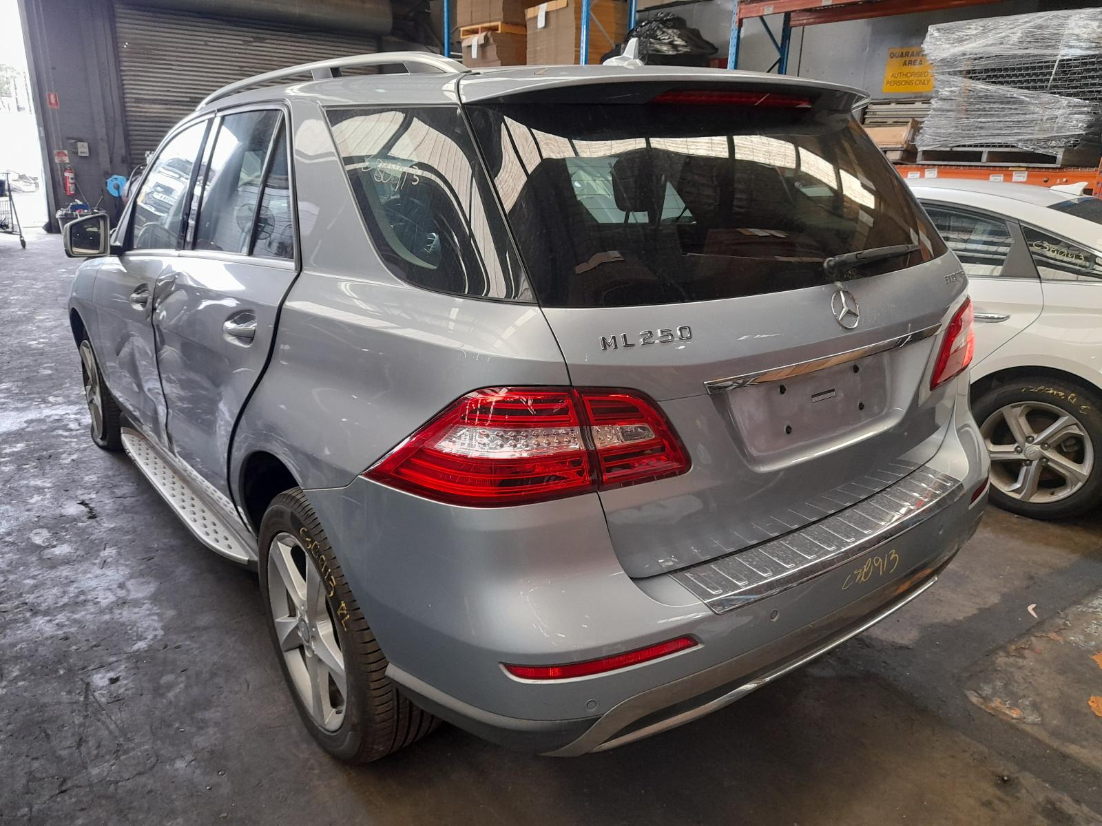 2015 Mercedes M Class Left Front Strut View Auto part Left Front Strut Mercedes M Class 2015