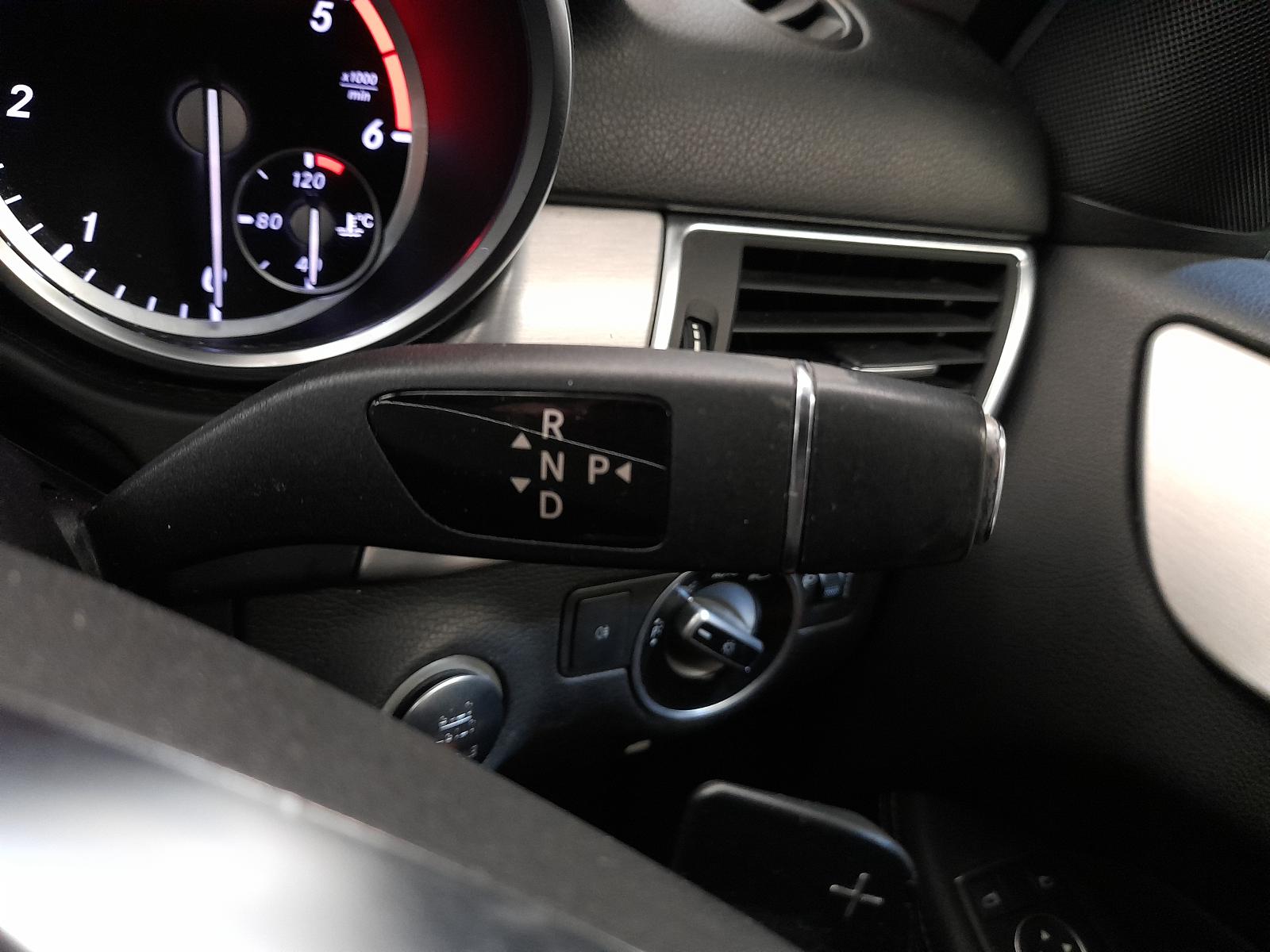 2015 Mercedes M Class Left Front Strut View Auto part Left Front Strut Mercedes M Class 2015