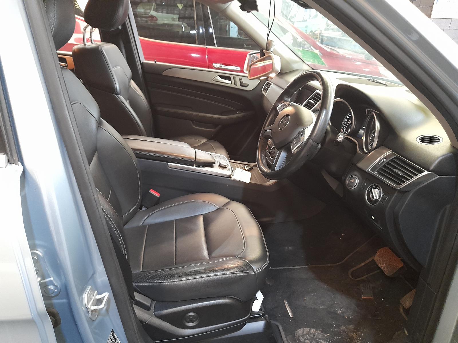 2015 Mercedes M Class Left Front Strut View Auto part Left Front Strut Mercedes M Class 2015