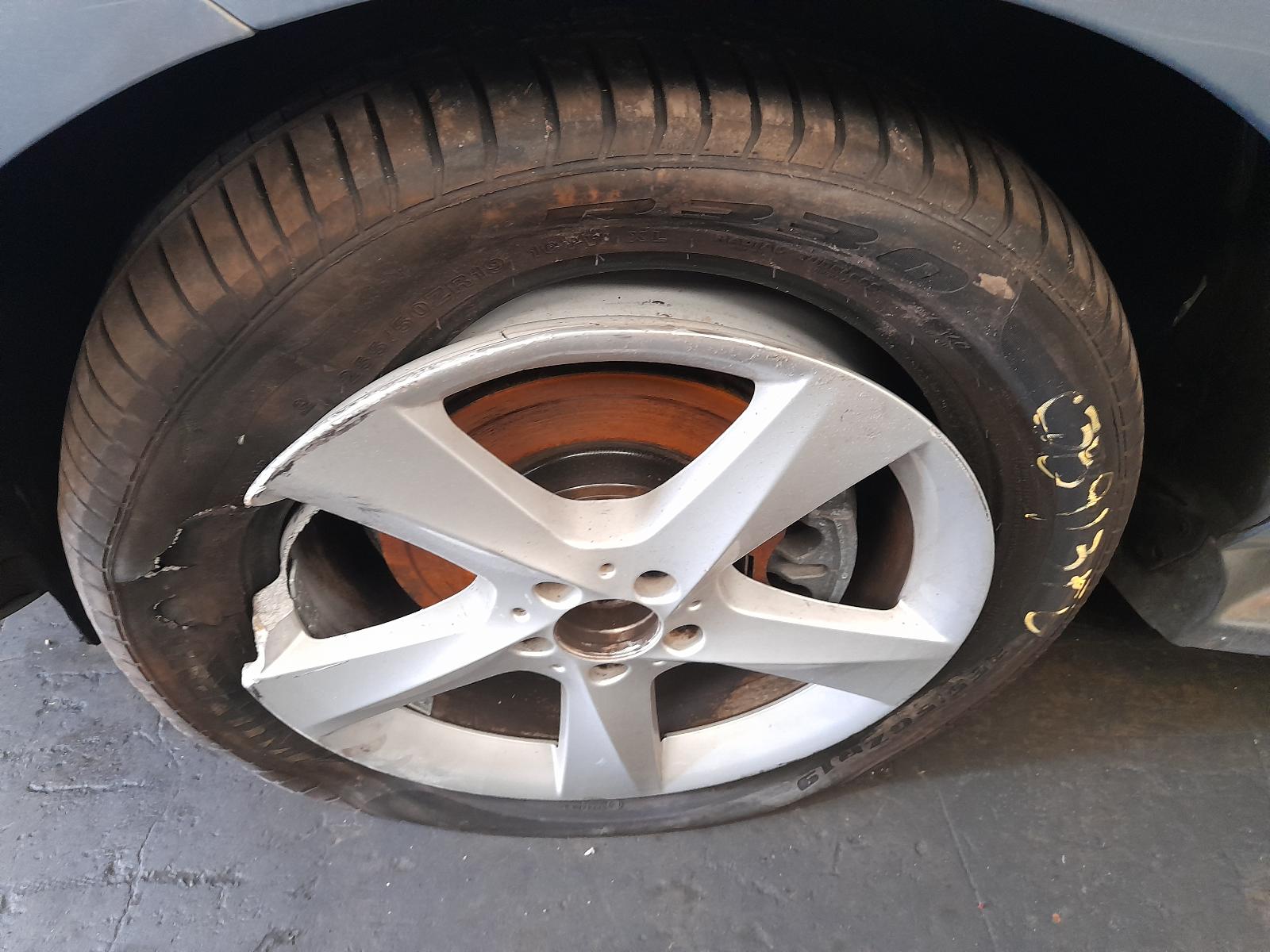 2015 Mercedes M Class Left Front Strut View Auto part Left Front Strut Mercedes M Class 2015