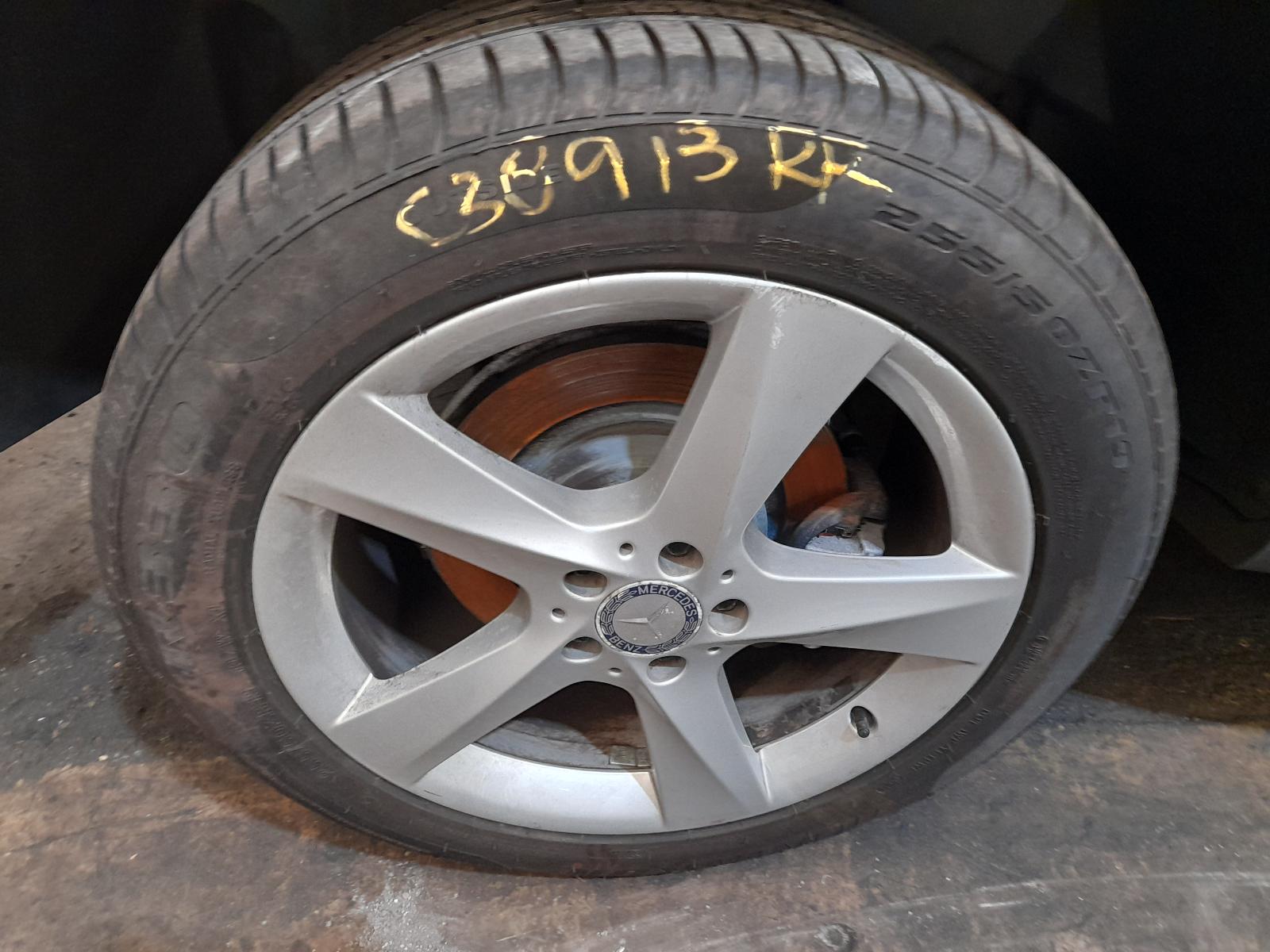 2015 Mercedes M Class Left Front Strut View Auto part Left Front Strut Mercedes M Class 2015