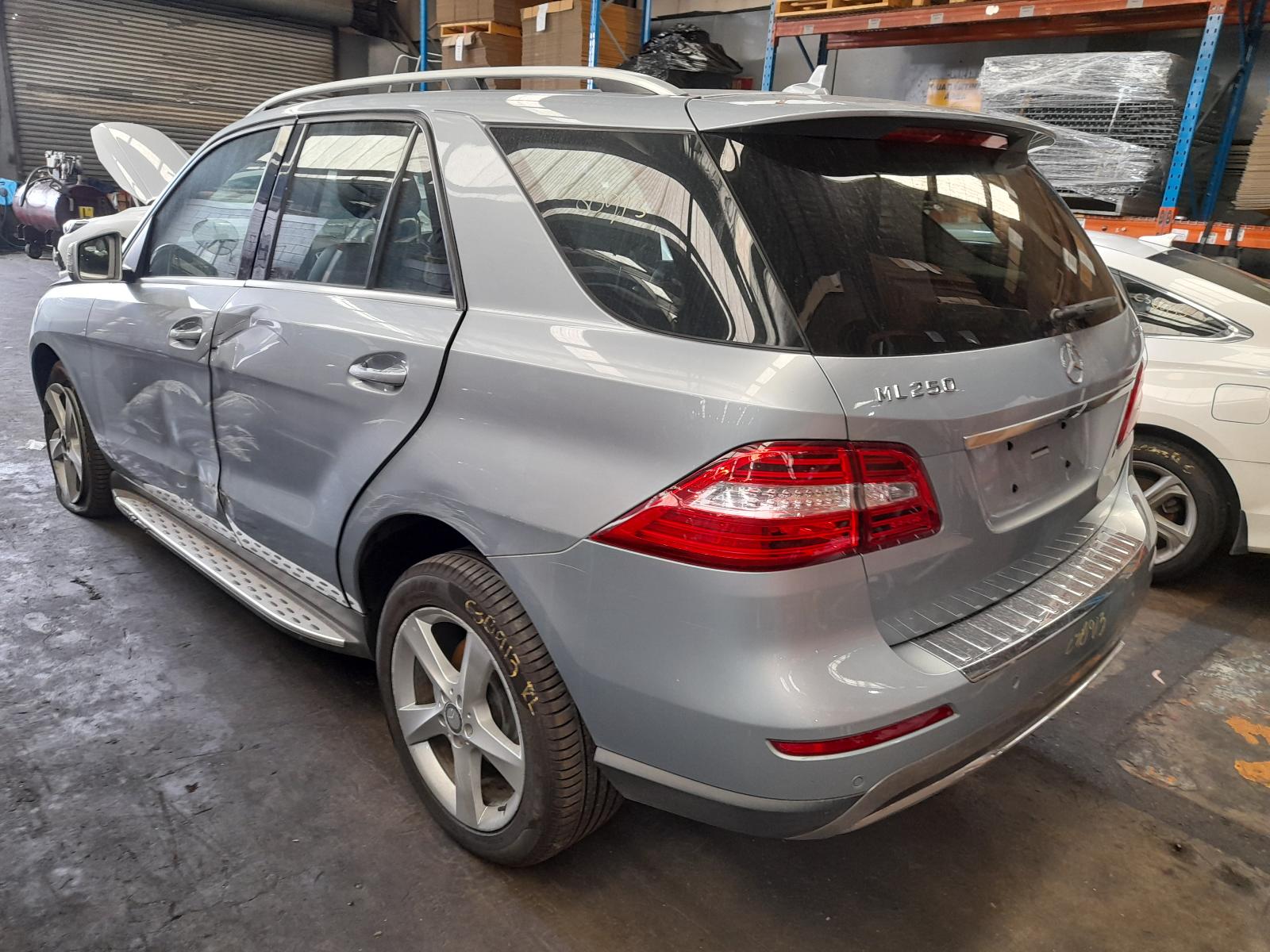 2015 Mercedes M Class Left Front Strut View Auto part Left Front Strut Mercedes M Class 2015