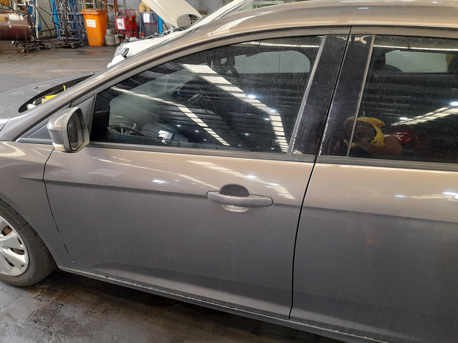 Left Rear Door Window Focus Ford 2012