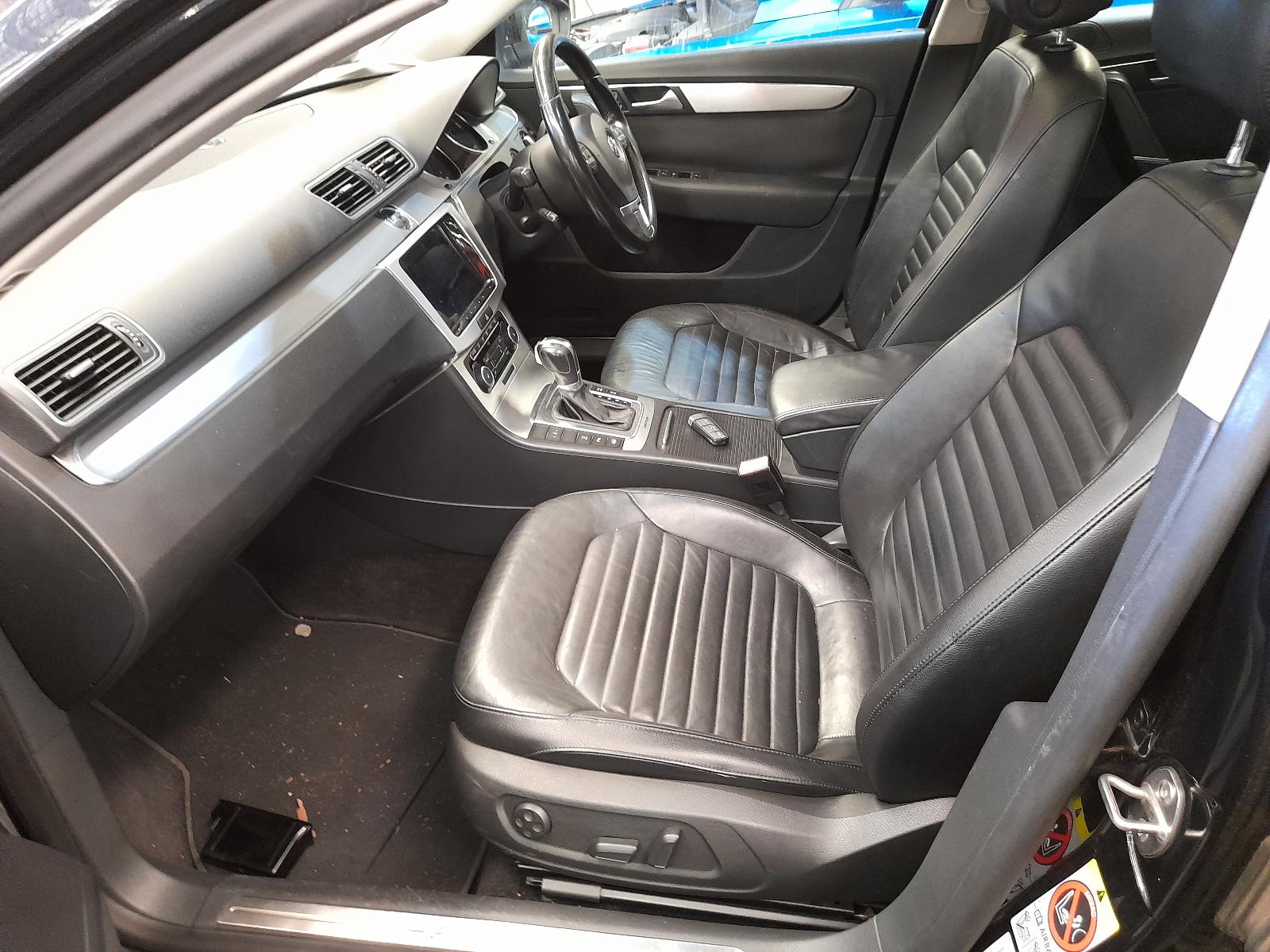 View Auto part Left Guard Volkswagen Passat 2011