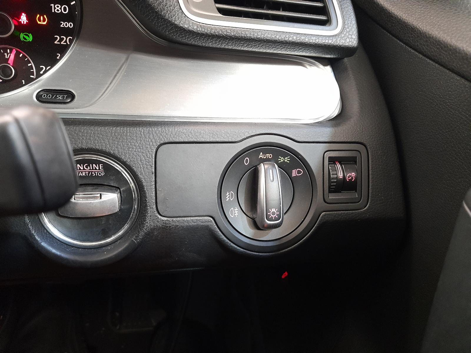 View Auto part Left Guard Volkswagen Passat 2011