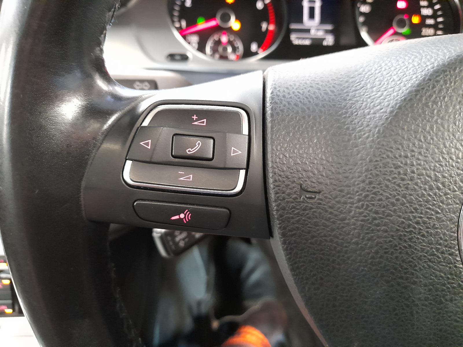 View Auto part Left Guard Volkswagen Passat 2011